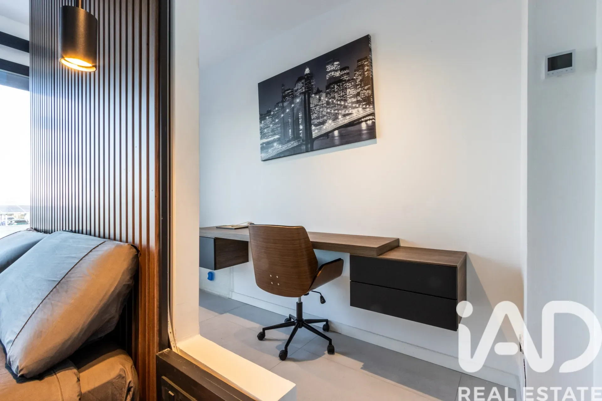 Modern 5-Bedroom House with Pool and Garden in Les Franqueses del Vallès - View image 16 of 39