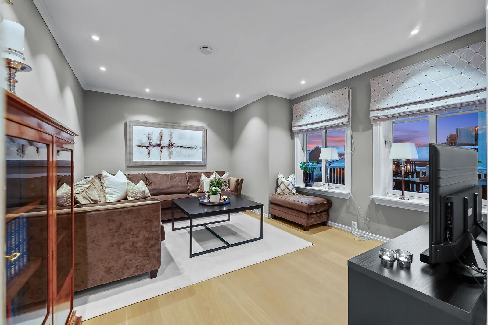 1996 Family Home with Modern Upgrades and Garden in Strømmen, Norway - View image 19 of 44