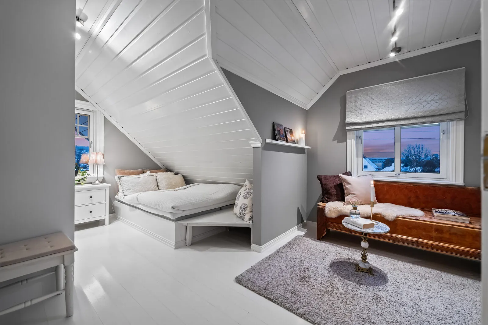 1996 Family Home with Modern Upgrades and Garden in Strømmen, Norway - View image 31 of 44