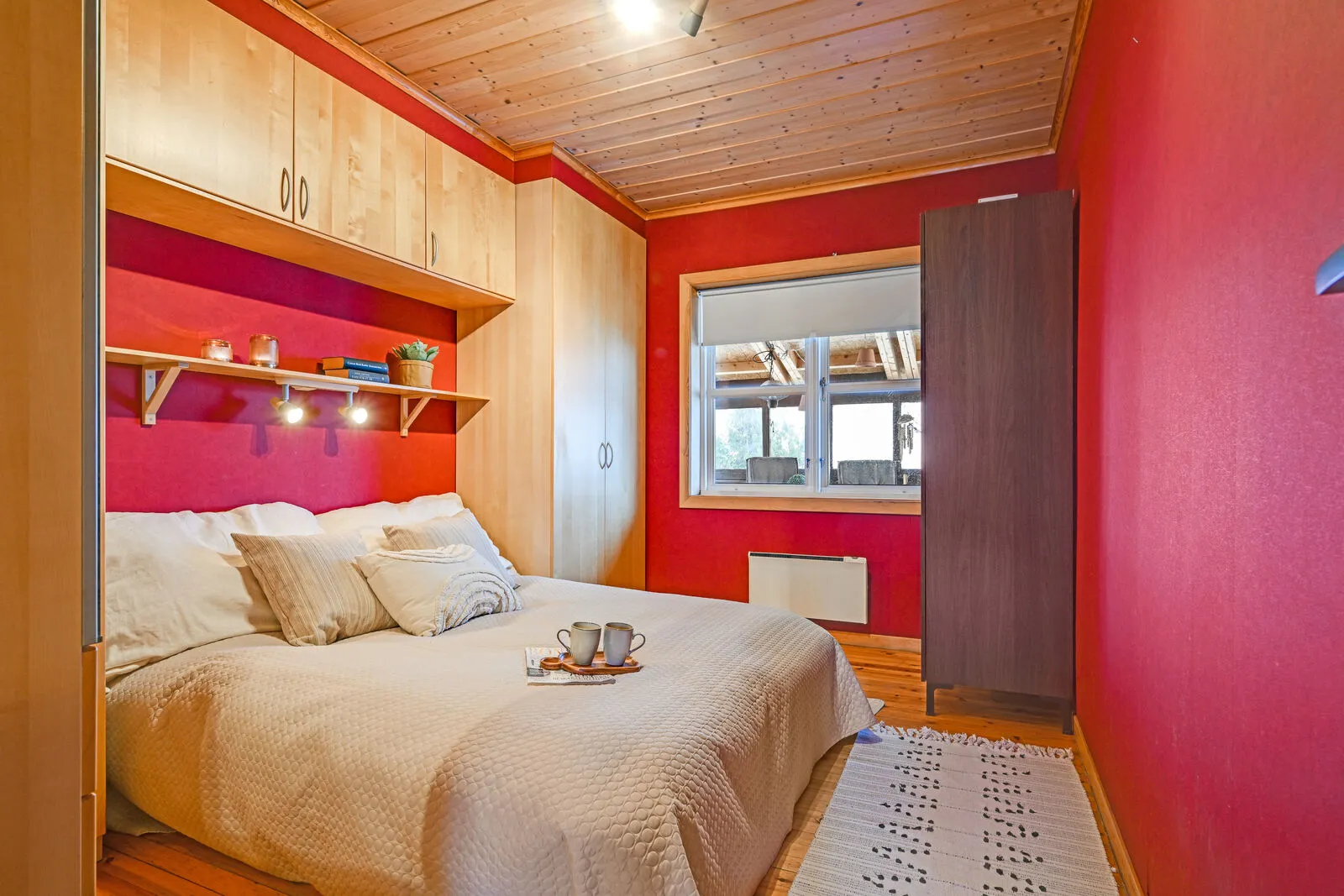 Contemporary 4-Bedroom Family Home with Solar Panels and Fjord View in Horten - View image 22 of 41