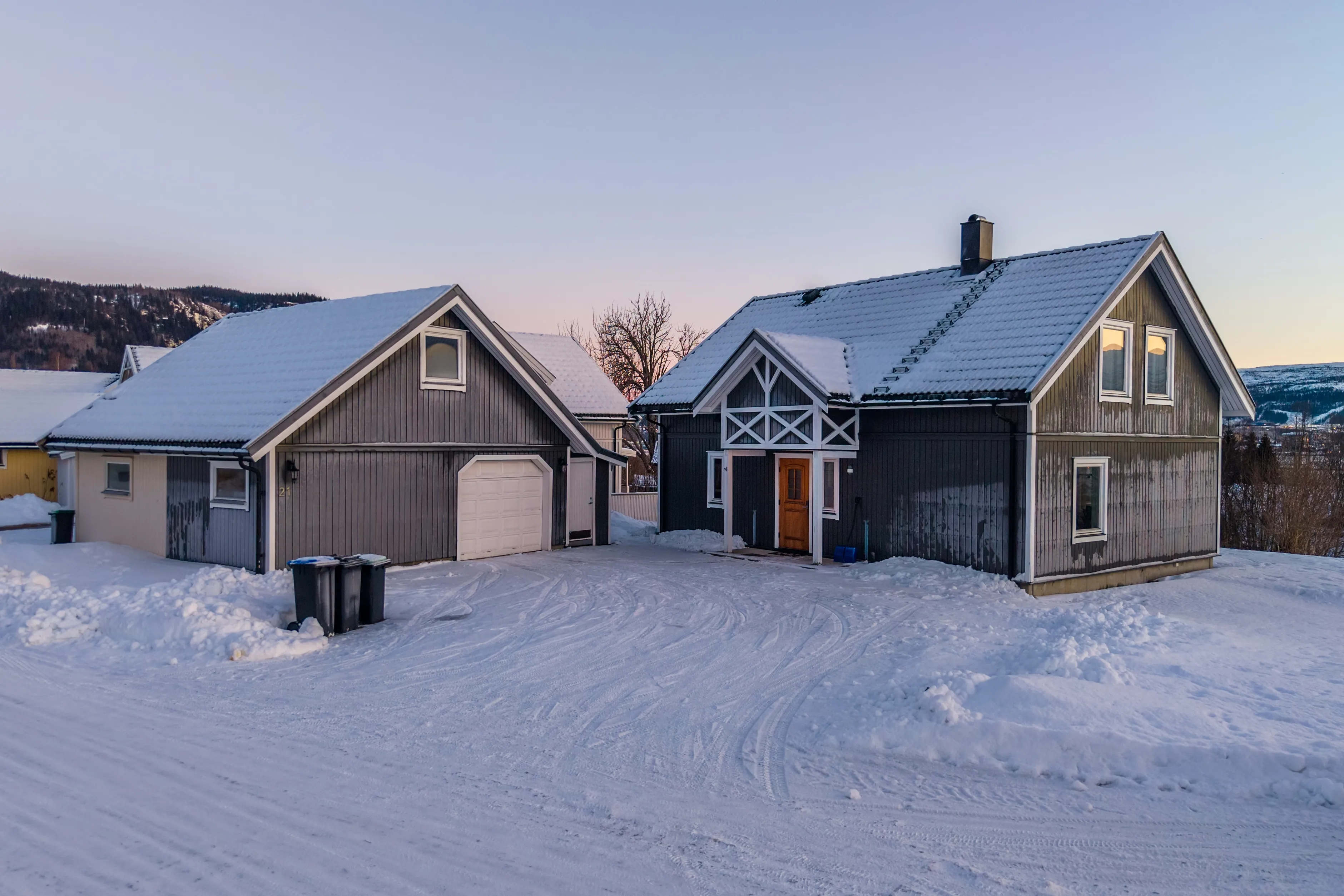 Family-Friendly 3-Bedroom House with Garden and Terrace in Mo i Rana - View image 28 of 32