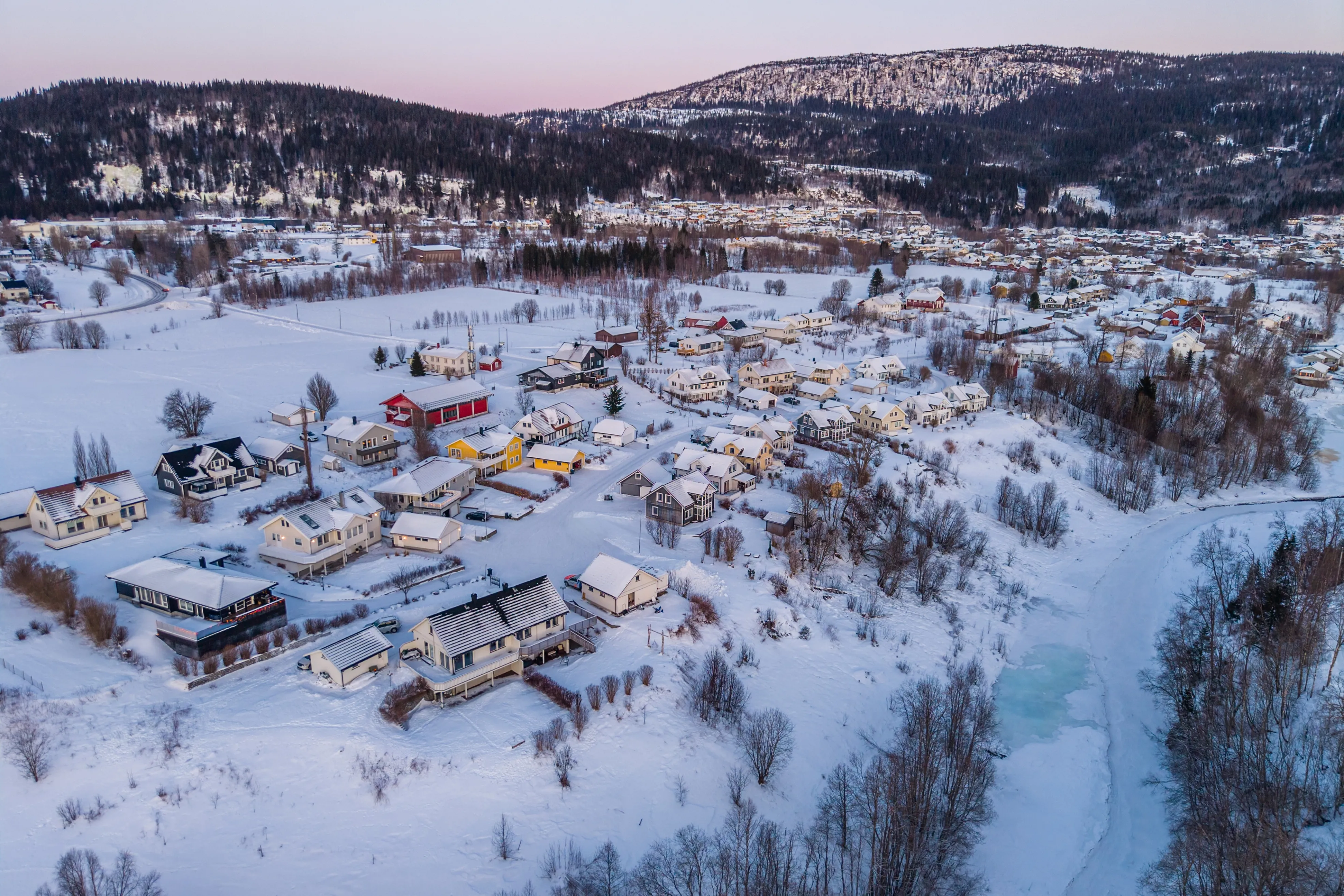 Family-Friendly 3-Bedroom House with Garden and Terrace in Mo i Rana - View image 31 of 32