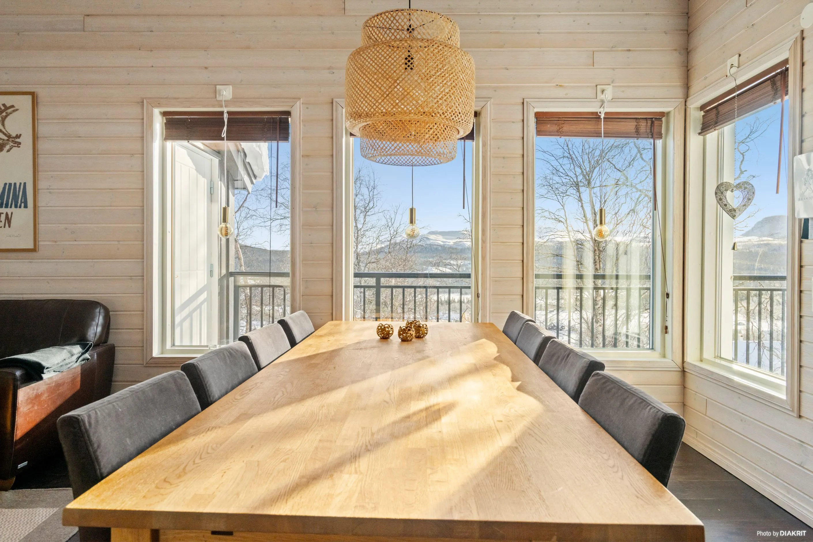 10-Bedroom Dual Living House in Kittelfjäll with Balcony and Parking - View image 8 of 57