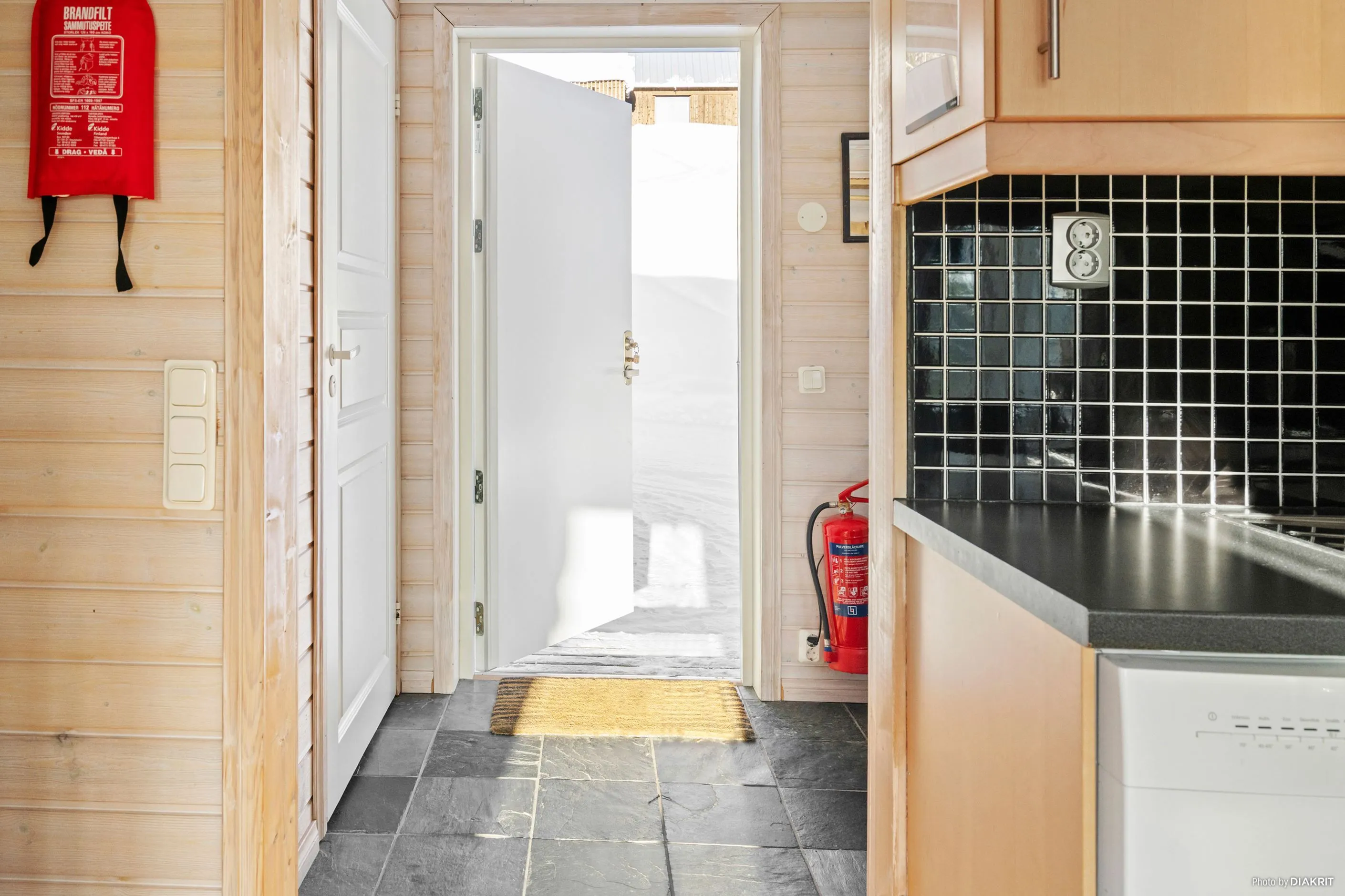 10-Bedroom Dual Living House in Kittelfjäll with Balcony and Parking - View image 28 of 57