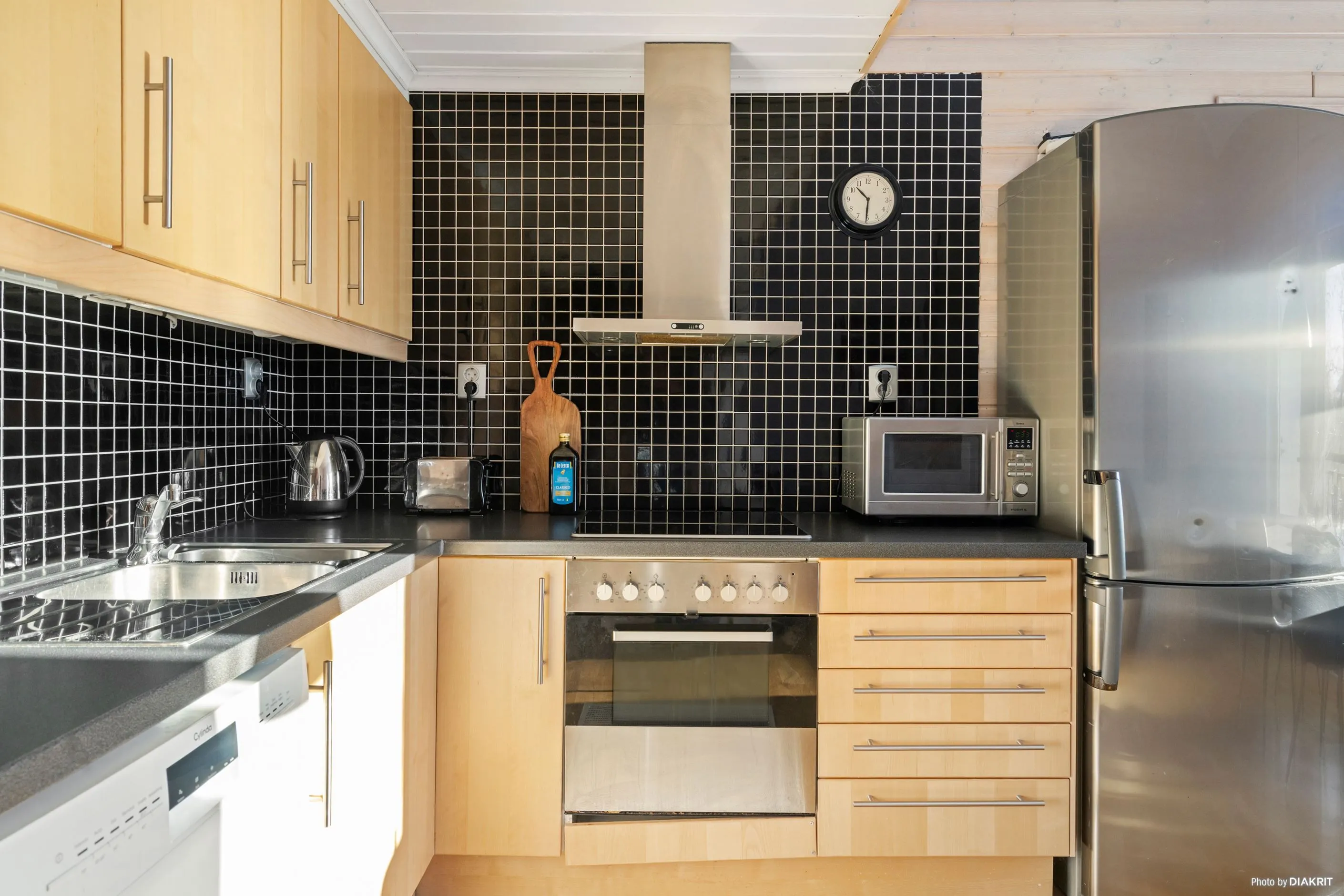 10-Bedroom Dual Living House in Kittelfjäll with Balcony and Parking - View image 30 of 57