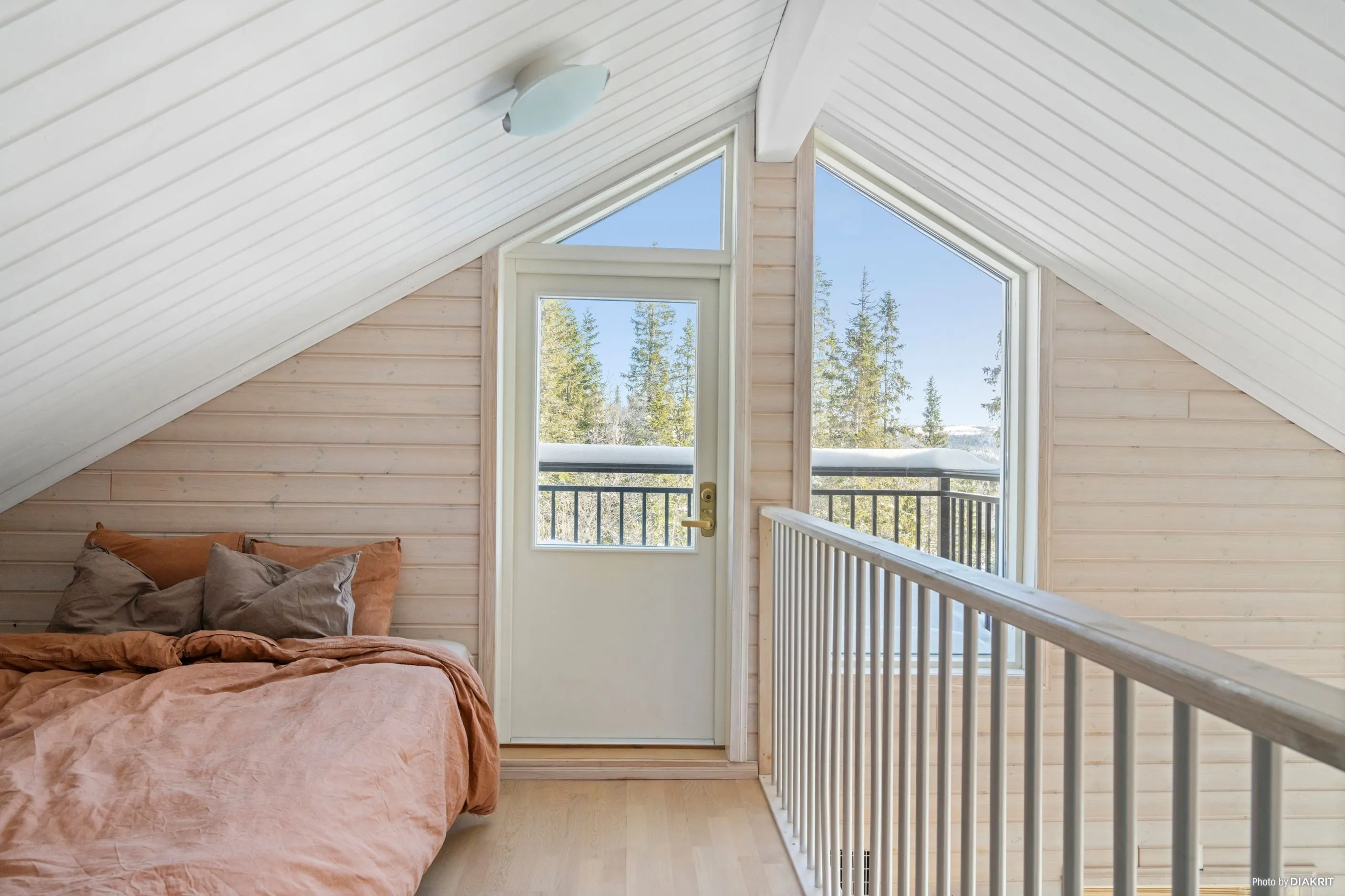 10-Bedroom Dual Living House in Kittelfjäll with Balcony and Parking - View image 42 of 57