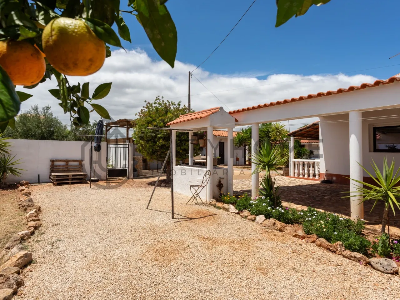 Spacious 5-Bedroom House with Garden and Terrace in Paderne, Albufeira - View image 25 of 34