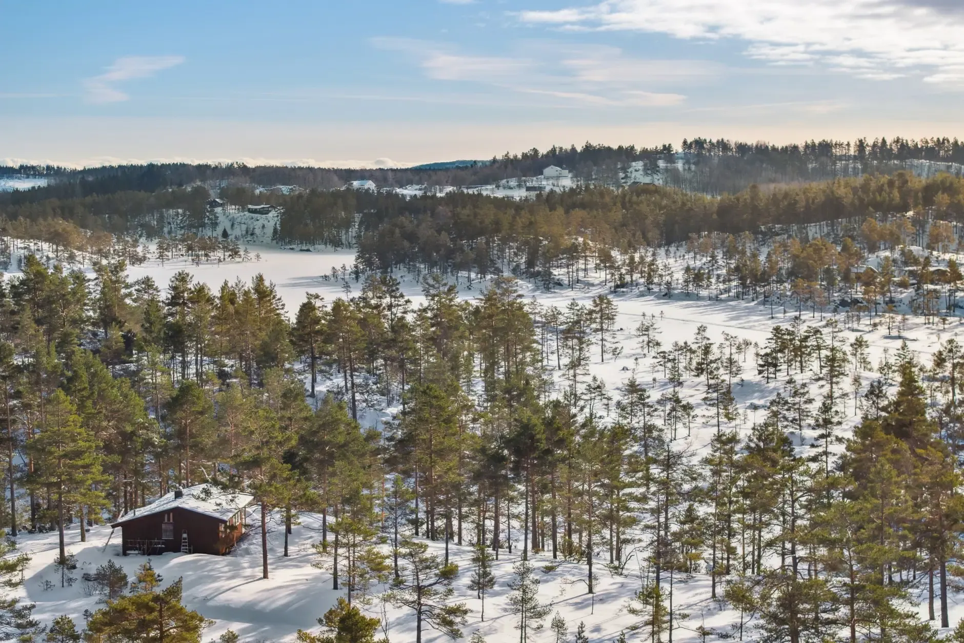 1970s Two-Bedroom Cabin with Terrace in Scenic Vennesla, Norway - View image 14 of 25