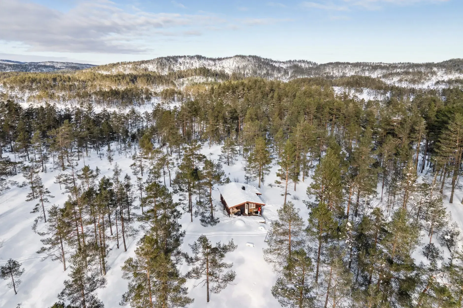 1970s Two-Bedroom Cabin with Terrace in Scenic Vennesla, Norway - View image 20 of 25