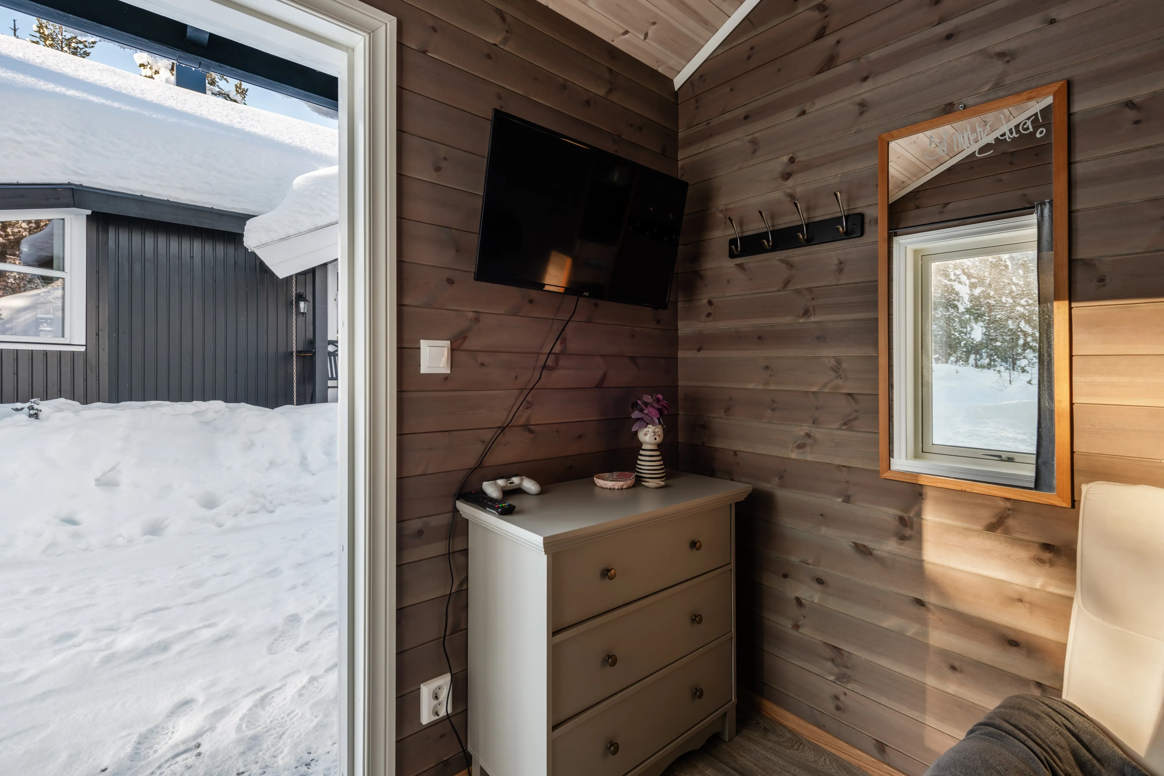 Contemporary 3-Bedroom House with Terrace in Scenic Hol, Norway - View image 25 of 41