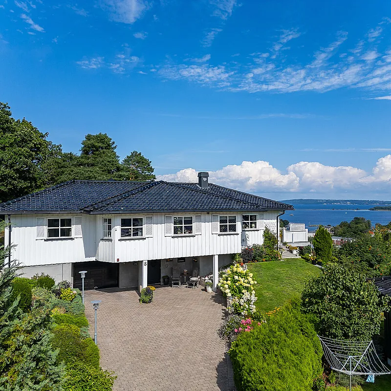 1970s Norwegian Family Home with Garden and Terrace in Horten