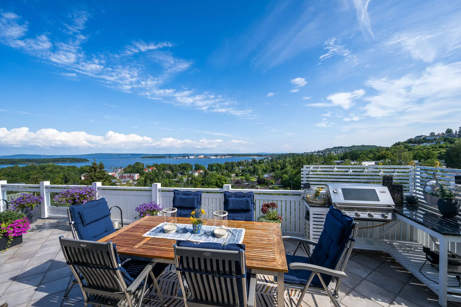 1970s Norwegian Family Home with Garden and Terrace in Horten - View image 38 of 56