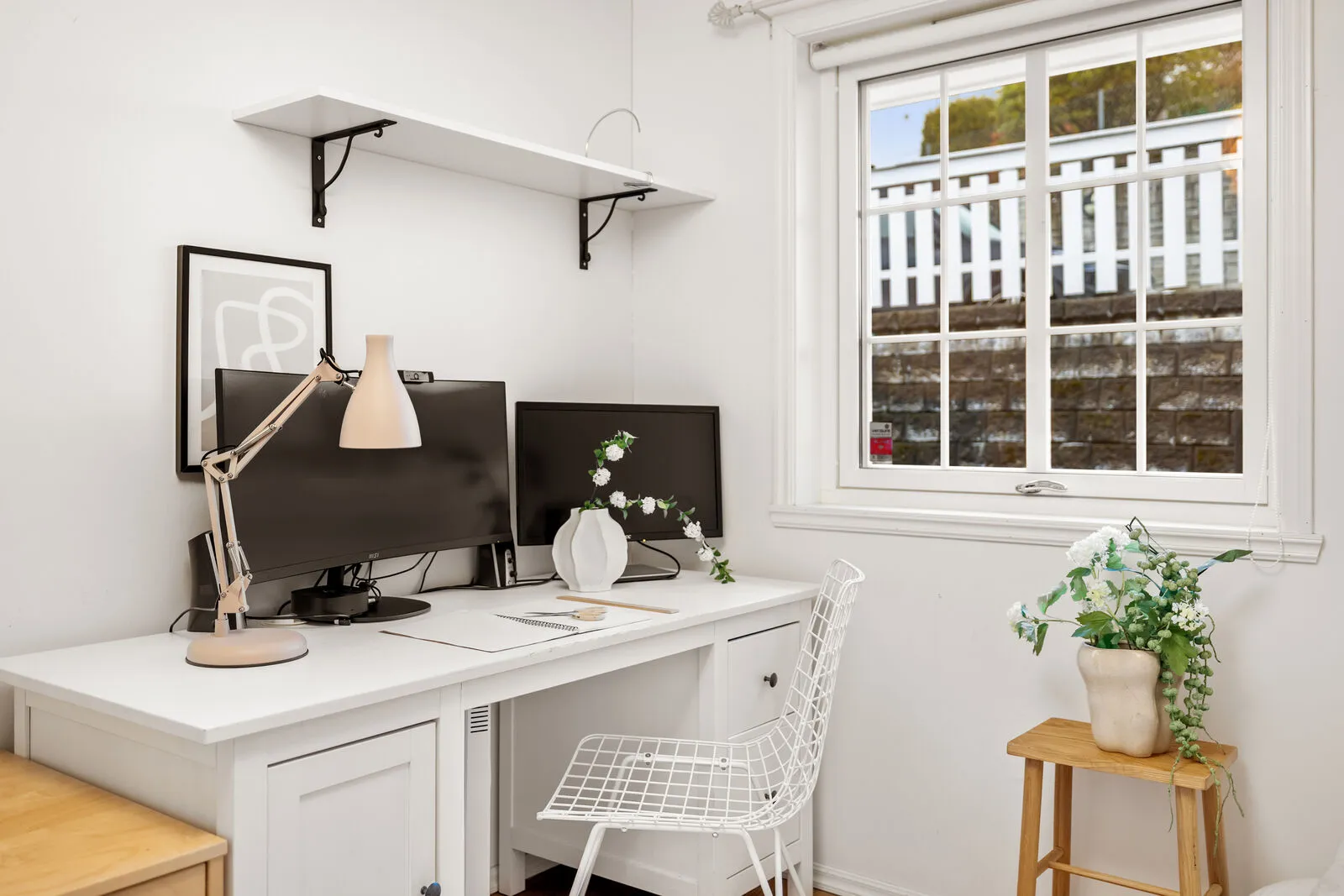 Spacious 5-Bedroom Family Home with Rental Apartment and Double Garage in Os - View image 32 of 53