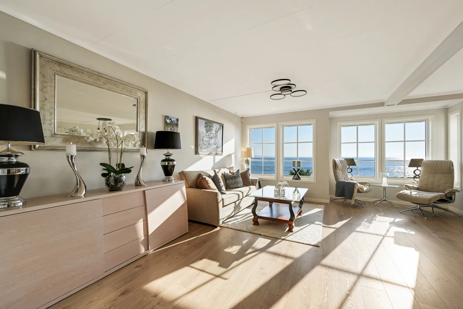 Contemporary 4-Bedroom House with Fjord Views in Horten's Strandparken - View image 20 of 30