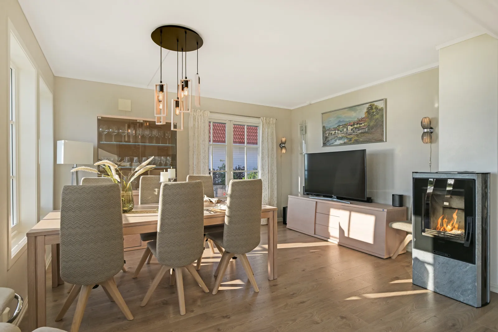 Contemporary 4-Bedroom House with Fjord Views in Horten's Strandparken - View image 22 of 30