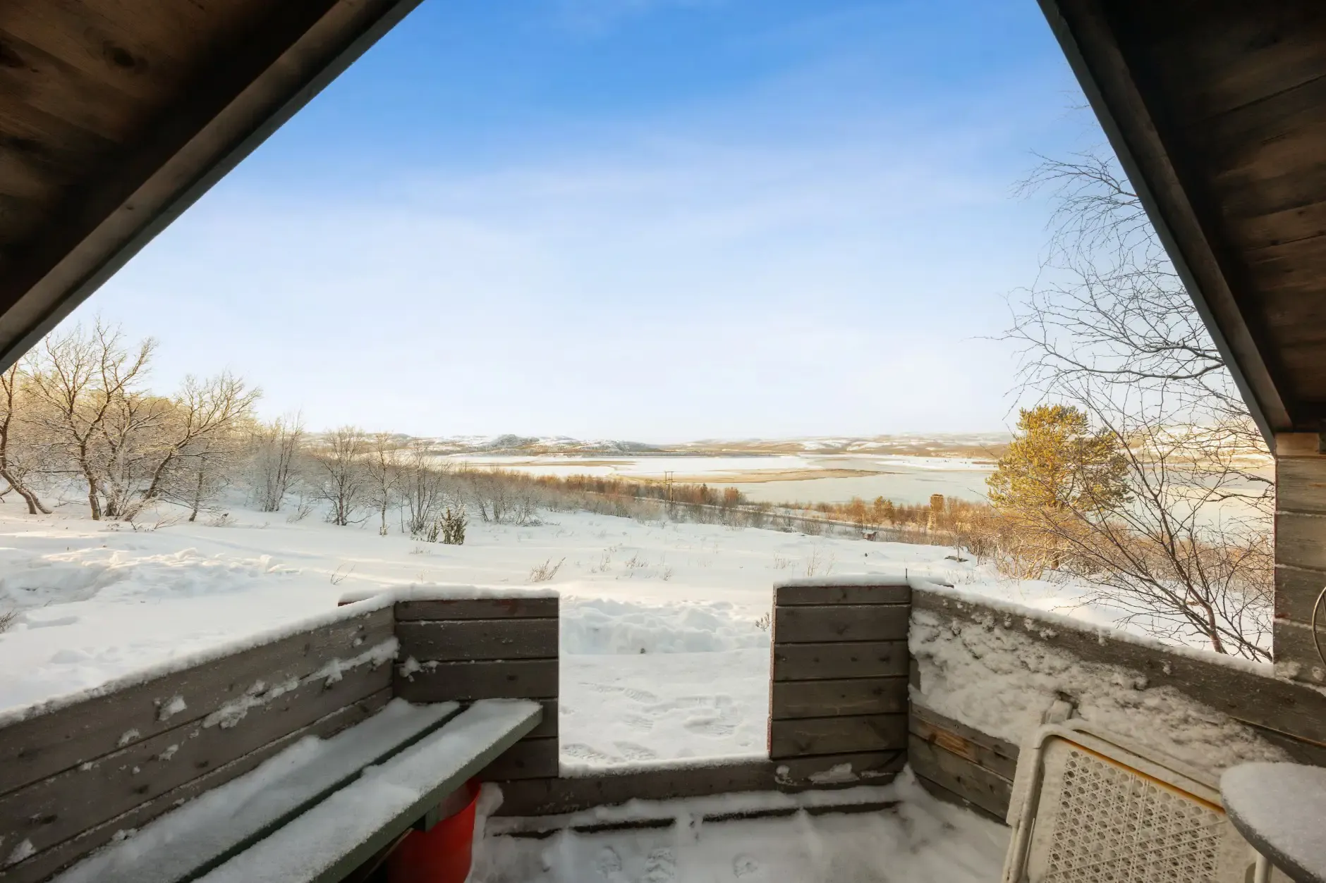 1960s Norwegian Country House with Fjord Views and Terrace - View image 28 of 31