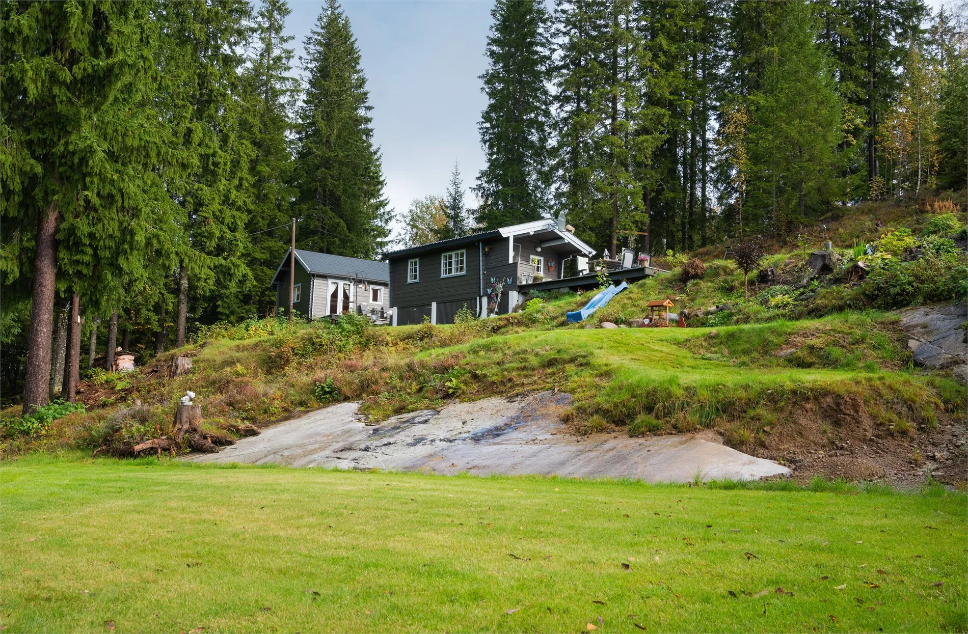 1960s Cabin with Expansive Grounds and Terrace in Scenic Hakadal, Norway - View image 28 of 40