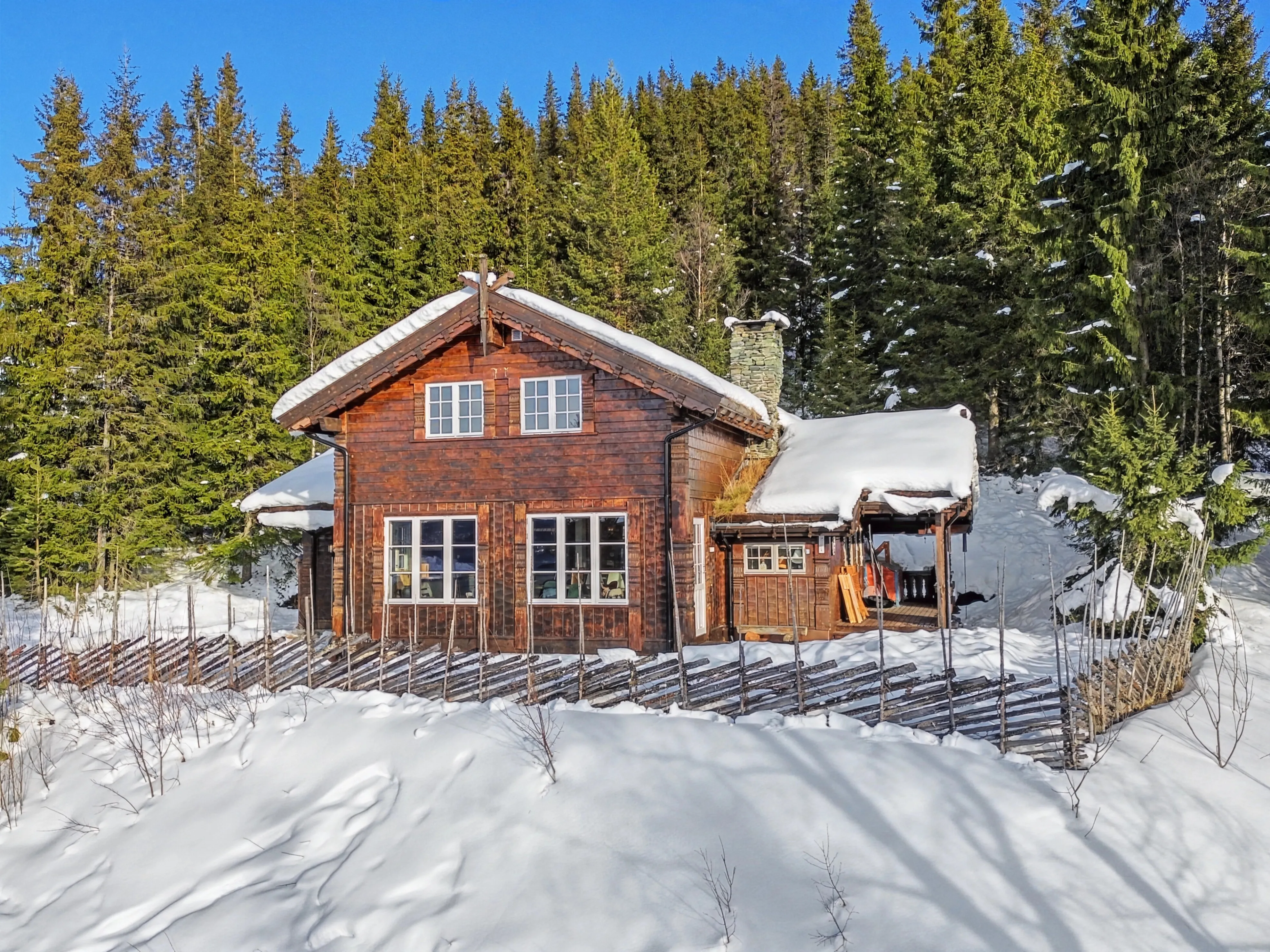 Spacious 5-Bedroom Cabin Near Nesfjellet Ski Centre, Norway - Image 1