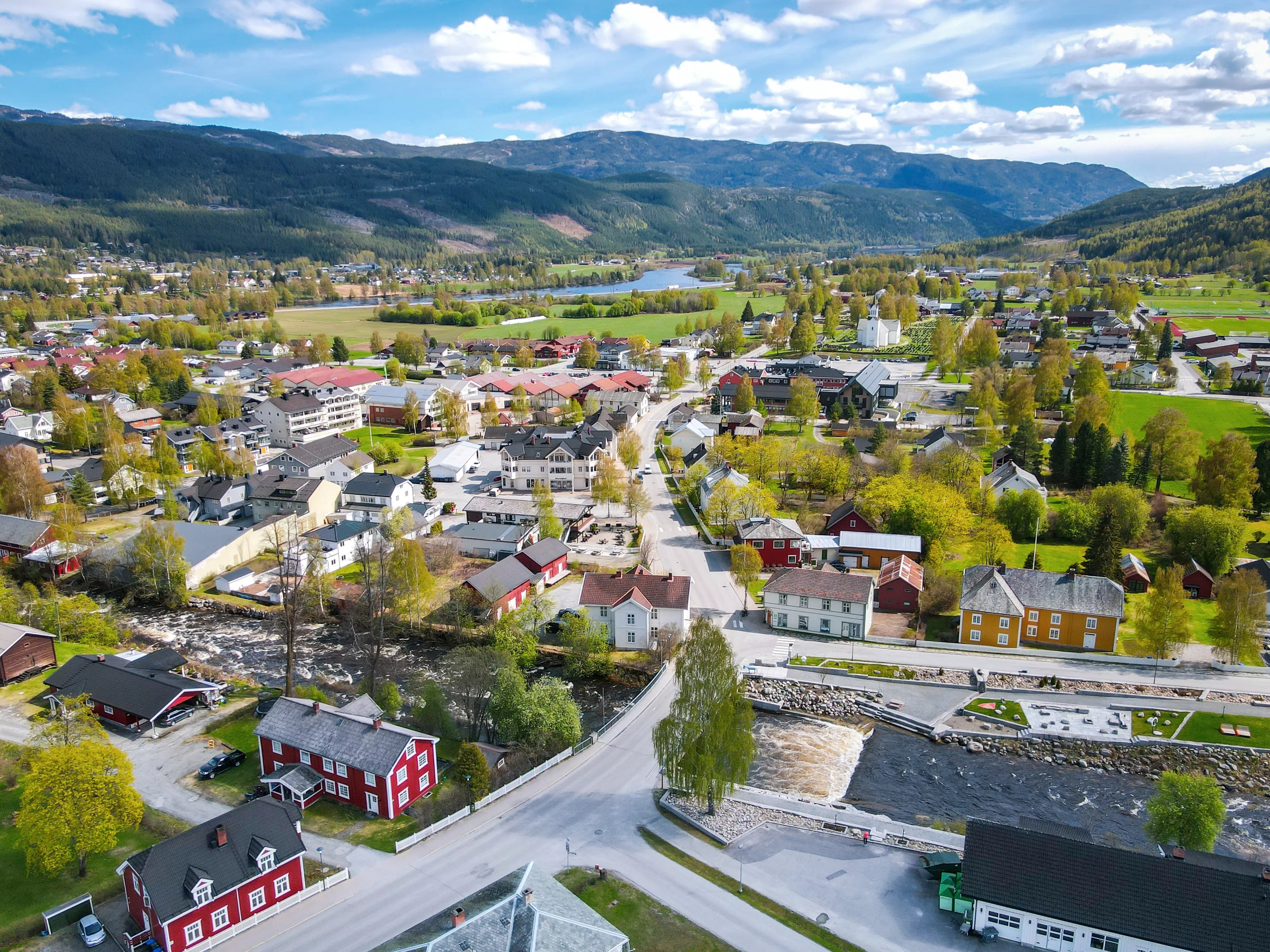 Spacious 5-Bedroom Cabin Near Nesfjellet Ski Centre, Norway - View image 44 of 45