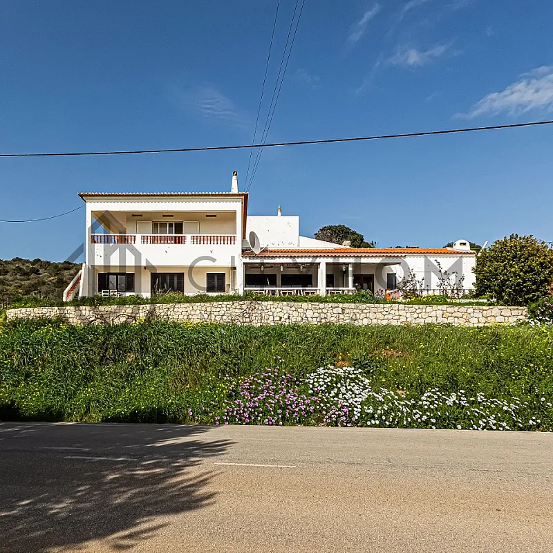3-Bedroom House with Garden and Separate Apartment in Coastal Burgau, Portugal