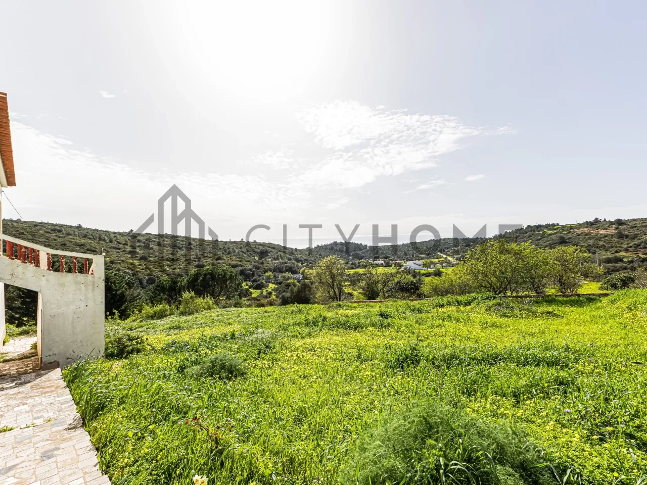 3-Bedroom House with Garden and Separate Apartment in Coastal Burgau, Portugal - Image 5