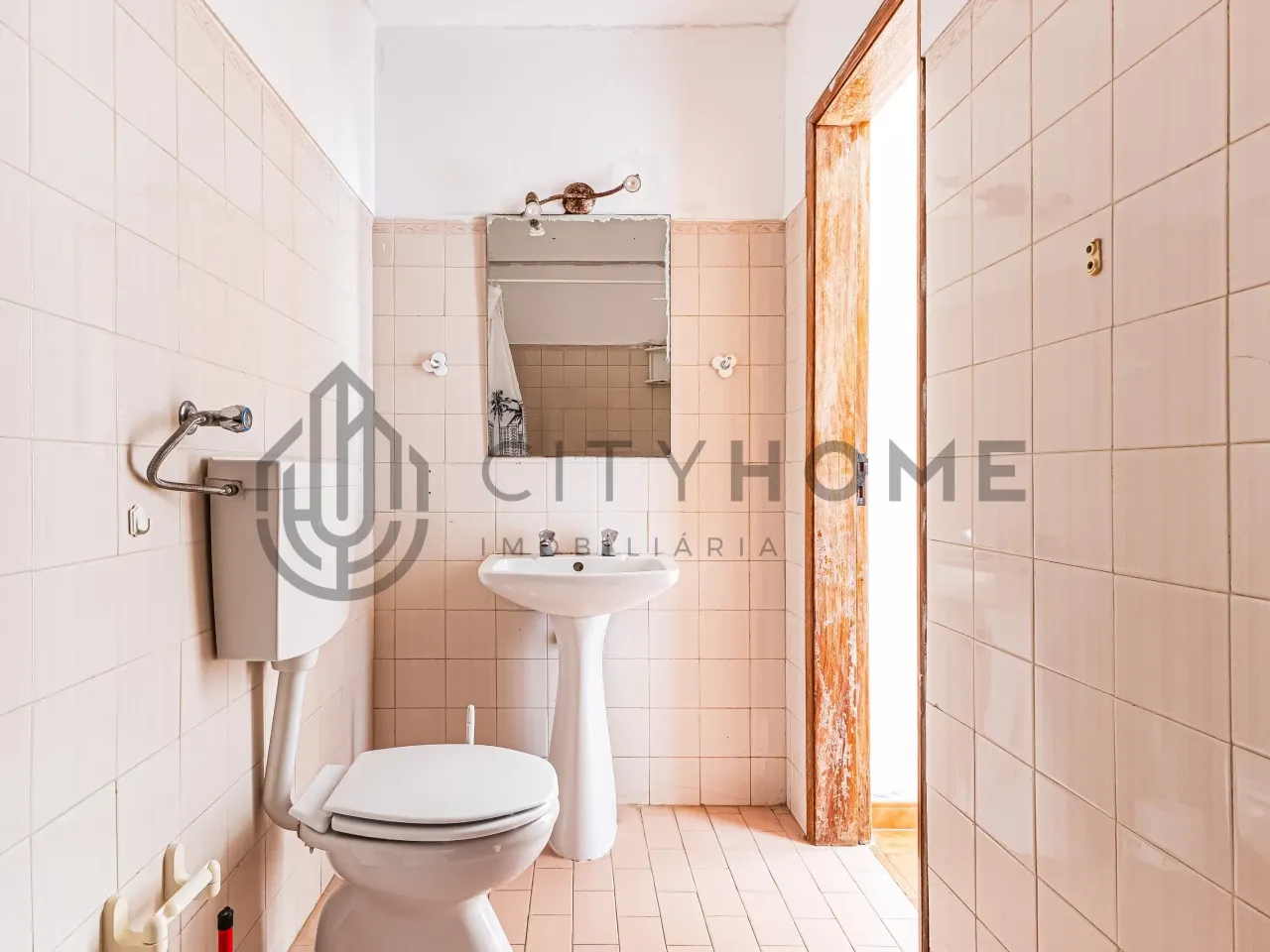 3-Bedroom House with Garden and Separate Apartment in Coastal Burgau, Portugal - View image 32 of 50