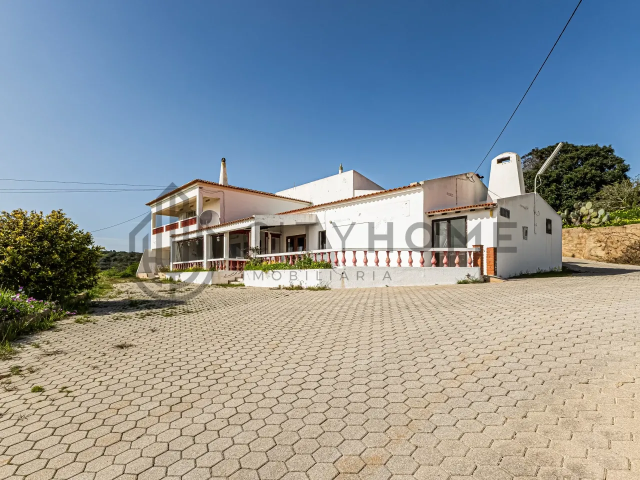 3-Bedroom House with Garden and Separate Apartment in Coastal Burgau, Portugal - View image 42 of 50
