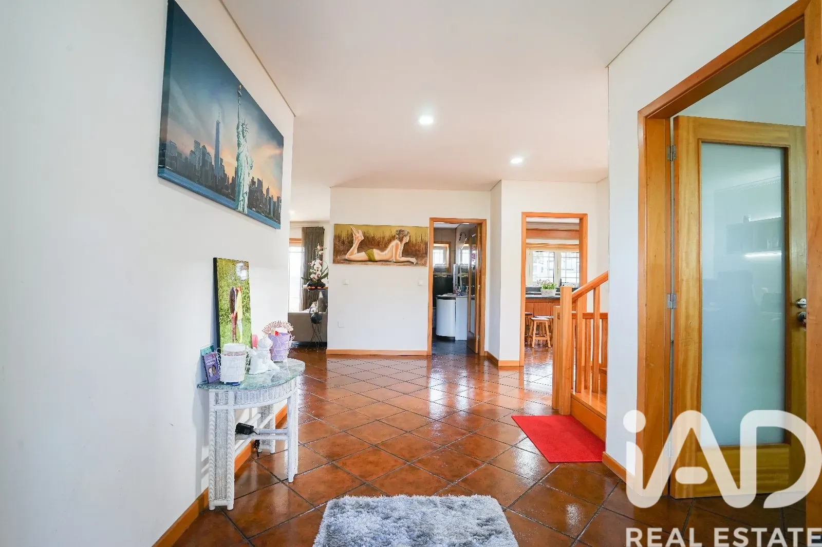 Contemporary 4-Bedroom House with Pool and Garden in Lanhoso, Portugal - View image 10 of 40