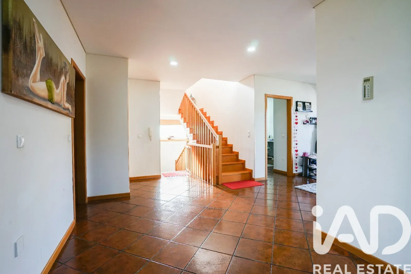 Contemporary 4-Bedroom House with Pool and Garden in Lanhoso, Portugal - View image 19 of 40