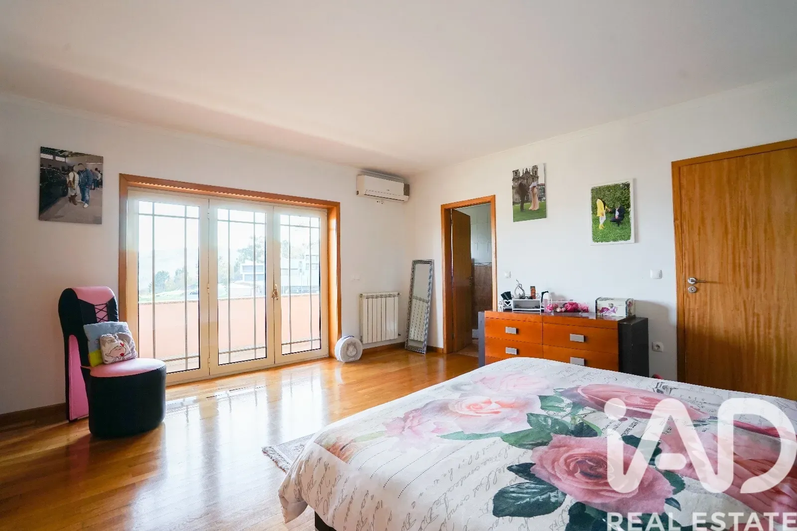 Contemporary 4-Bedroom House with Pool and Garden in Lanhoso, Portugal - View image 24 of 40