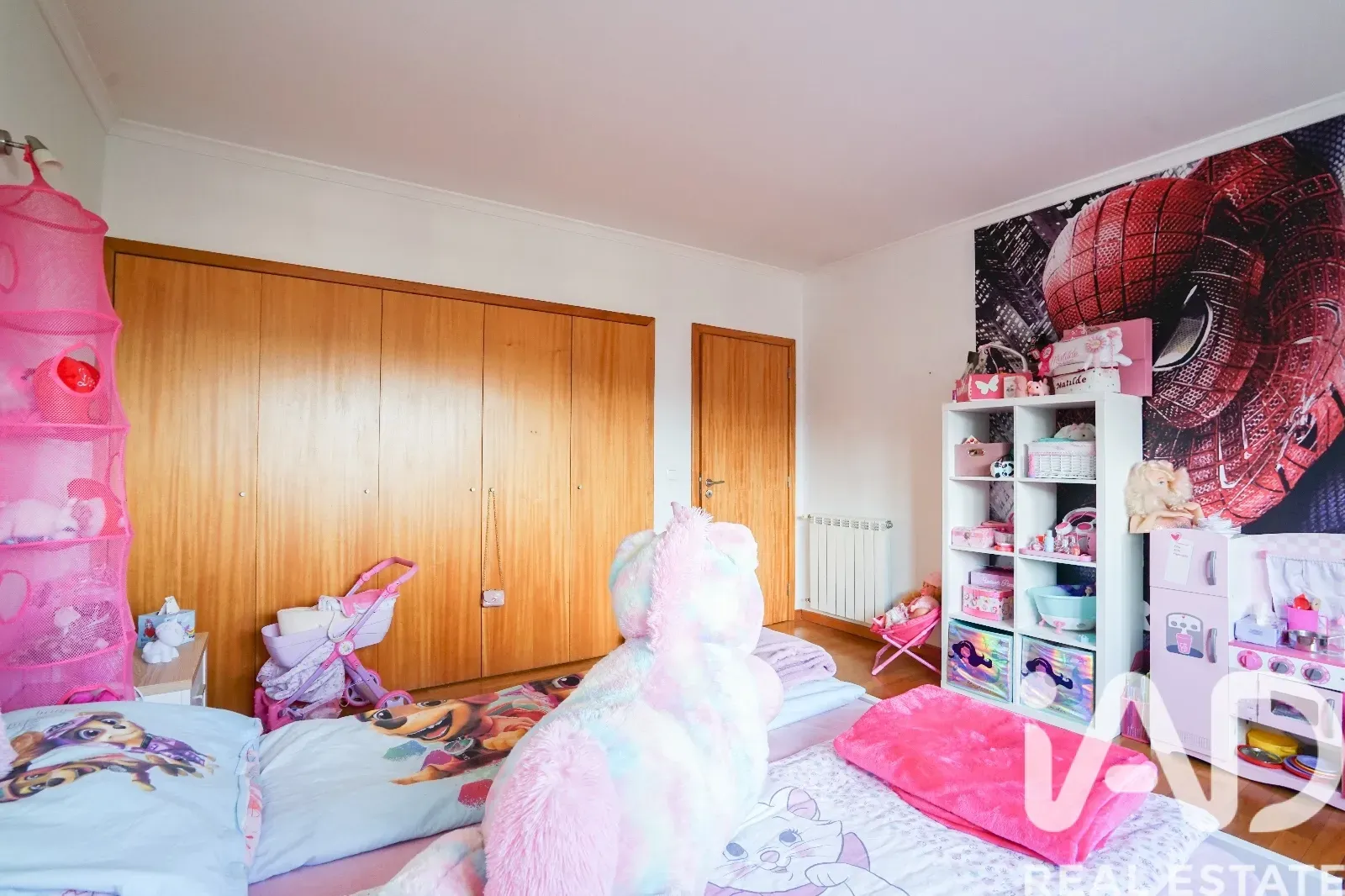 Contemporary 4-Bedroom House with Pool and Garden in Lanhoso, Portugal - View image 29 of 40