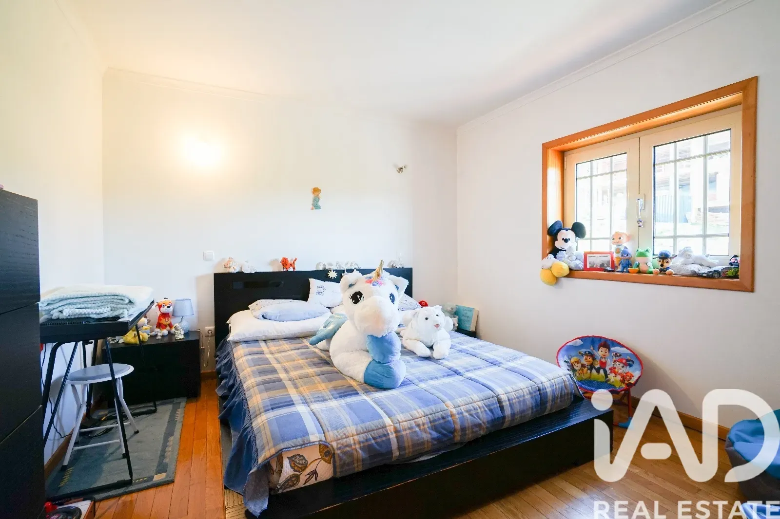 Contemporary 4-Bedroom House with Pool and Garden in Lanhoso, Portugal - View image 30 of 40