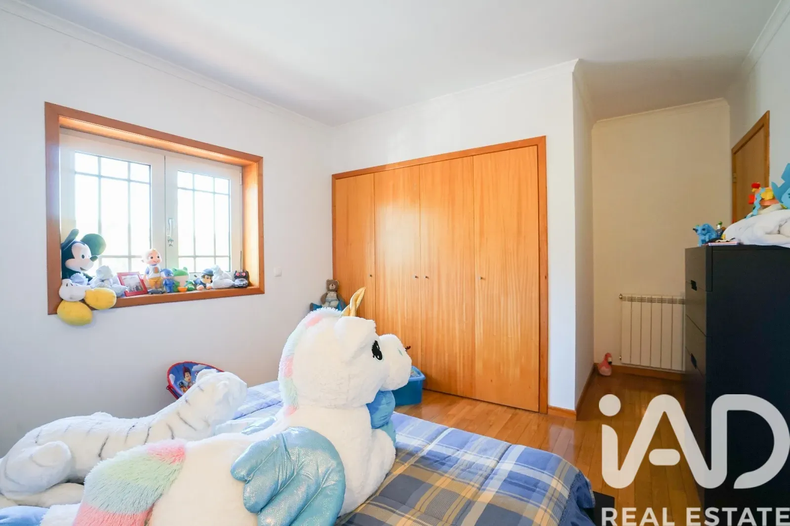 Contemporary 4-Bedroom House with Pool and Garden in Lanhoso, Portugal - View image 31 of 40