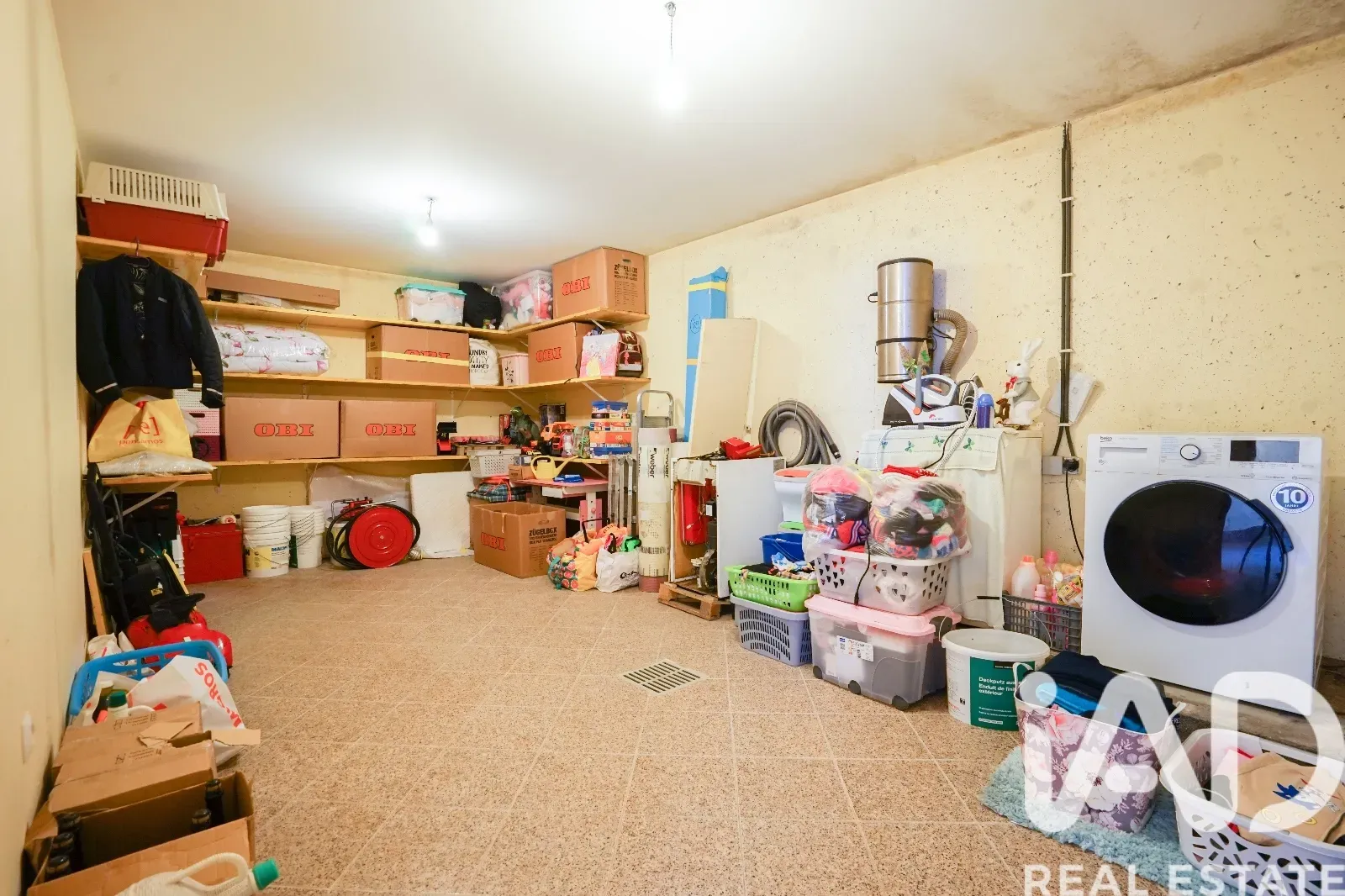 Contemporary 4-Bedroom House with Pool and Garden in Lanhoso, Portugal - View image 36 of 40