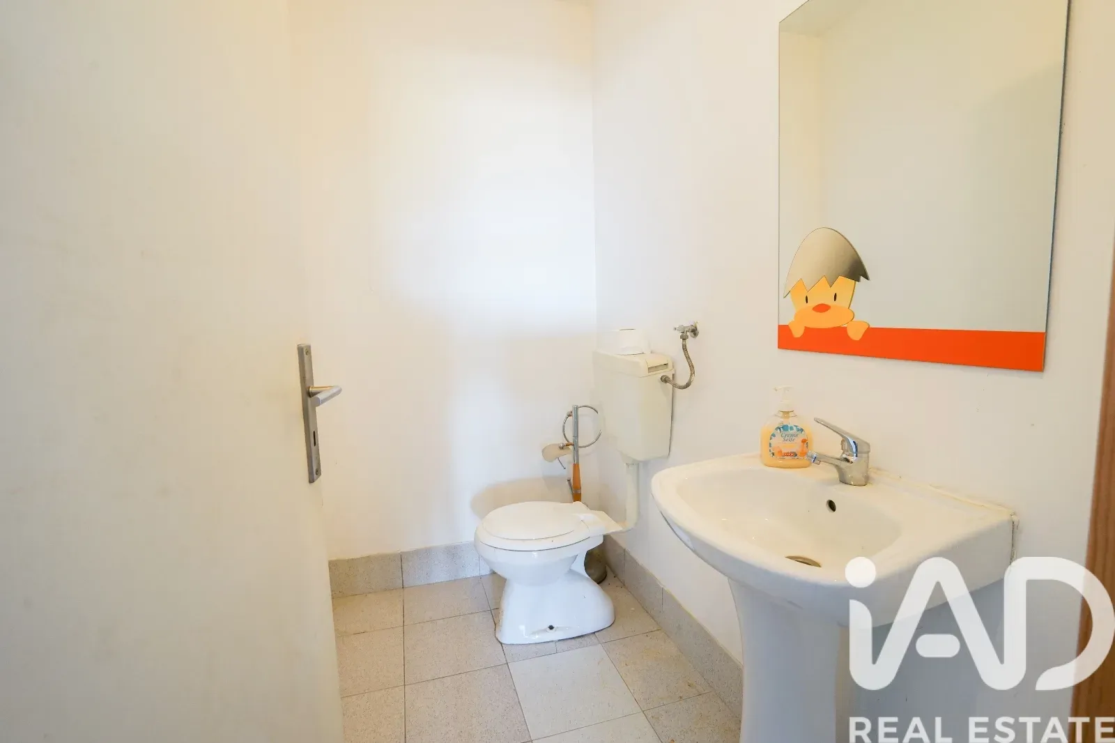 Contemporary 4-Bedroom House with Pool and Garden in Lanhoso, Portugal - View image 39 of 40