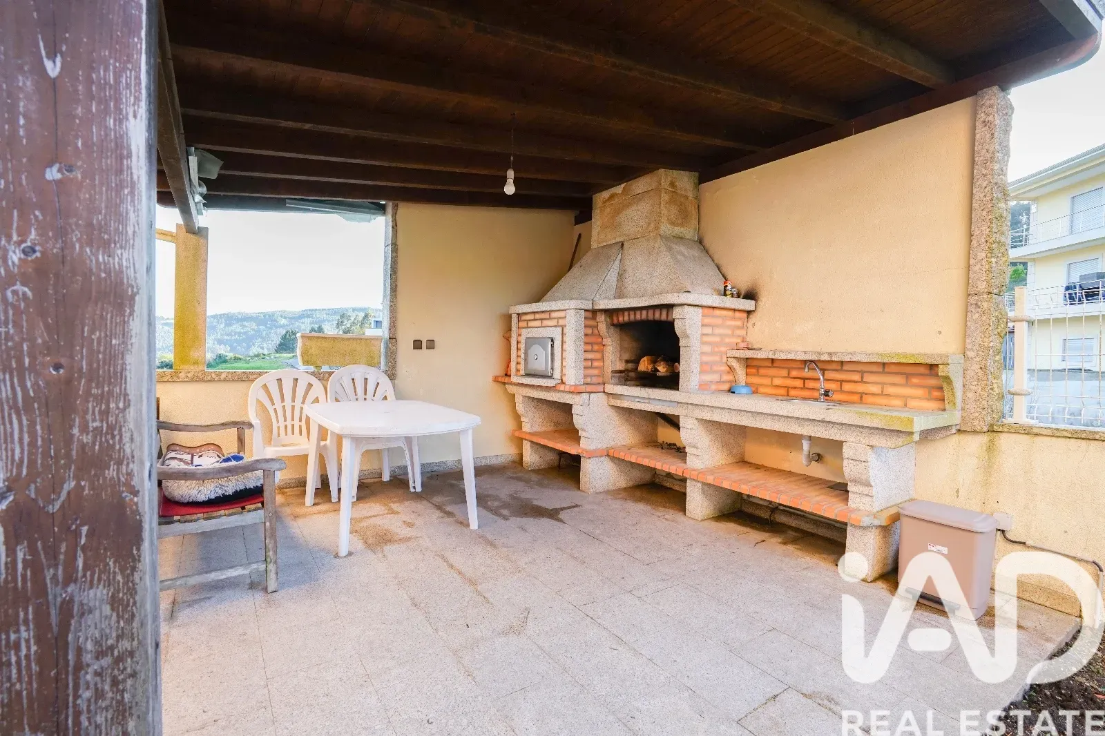 Contemporary 4-Bedroom House with Pool and Garden in Lanhoso, Portugal - View image 40 of 40