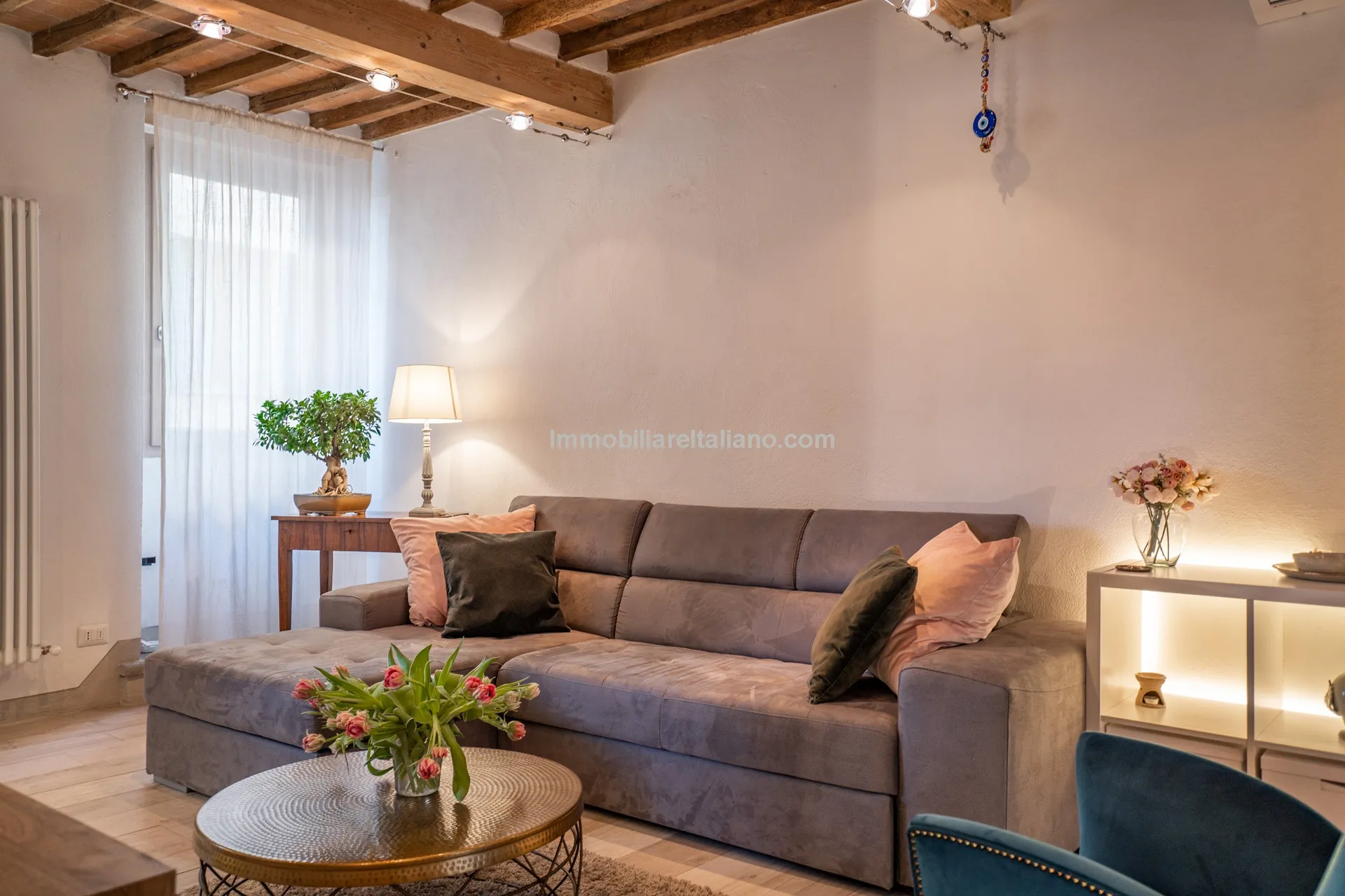 Moderne 4-etagers rækkehus i Sansepolcro med moderne bekvemmeligheder - Image 3