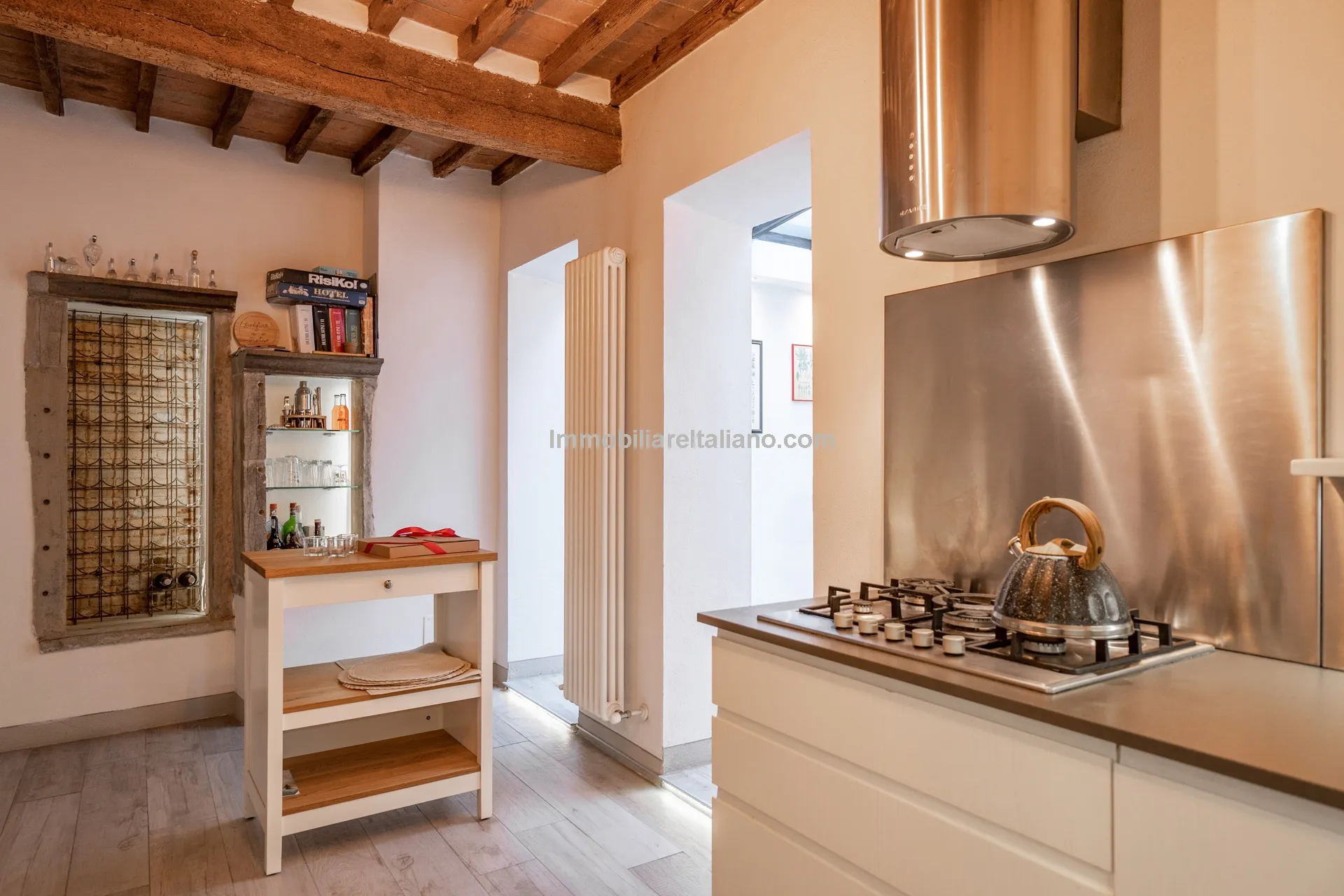 Moderne 4-etagers rækkehus i Sansepolcro med moderne bekvemmeligheder - Vis billede 10 af 59