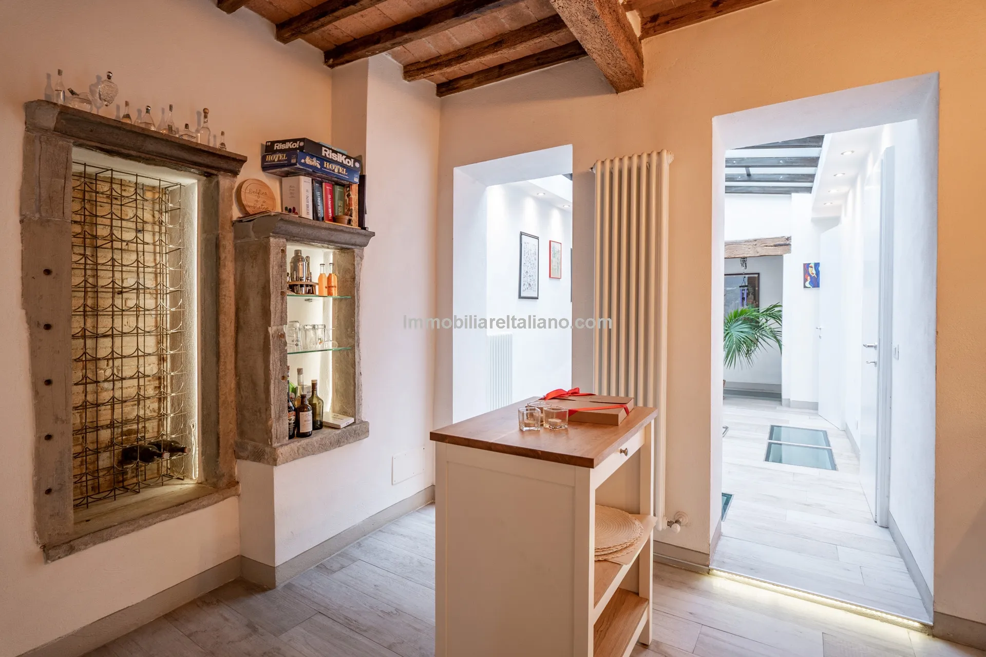 Moderne 4-etagers rækkehus i Sansepolcro med moderne bekvemmeligheder - Vis billede 11 af 59