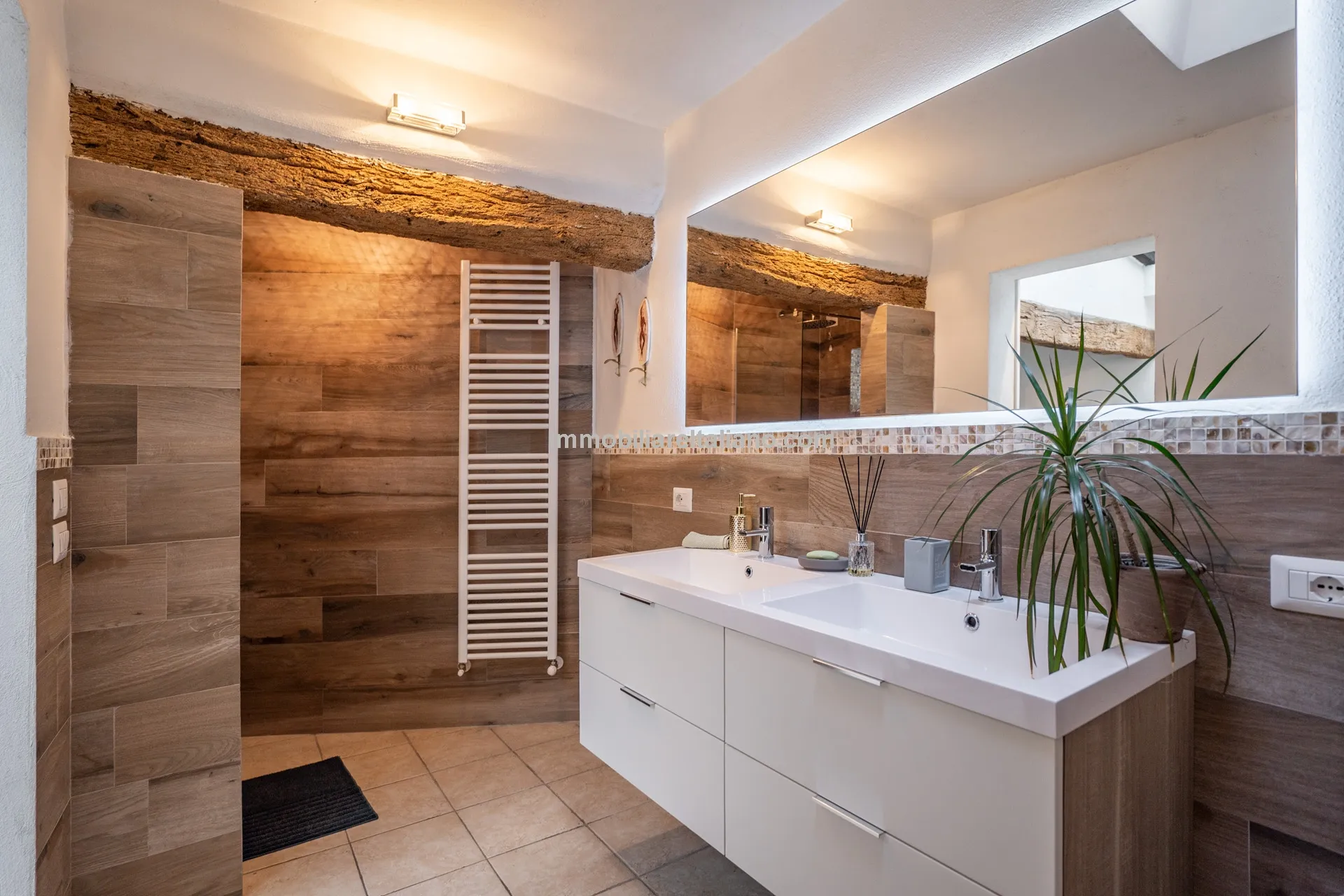 Moderne 4-etagers rækkehus i Sansepolcro med moderne bekvemmeligheder - Vis billede 17 af 59