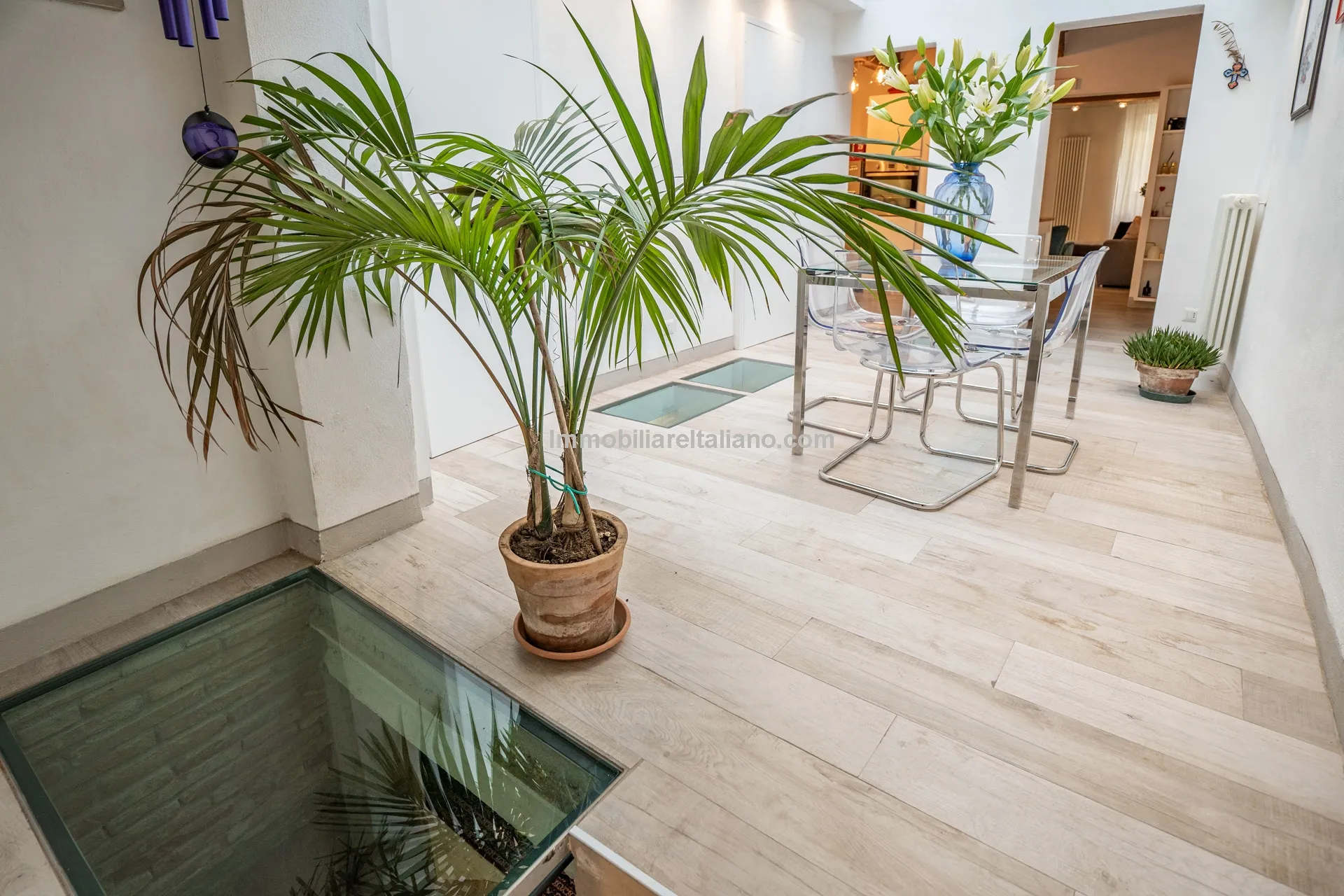 Moderne 4-etagers rækkehus i Sansepolcro med moderne bekvemmeligheder - Vis billede 21 af 59