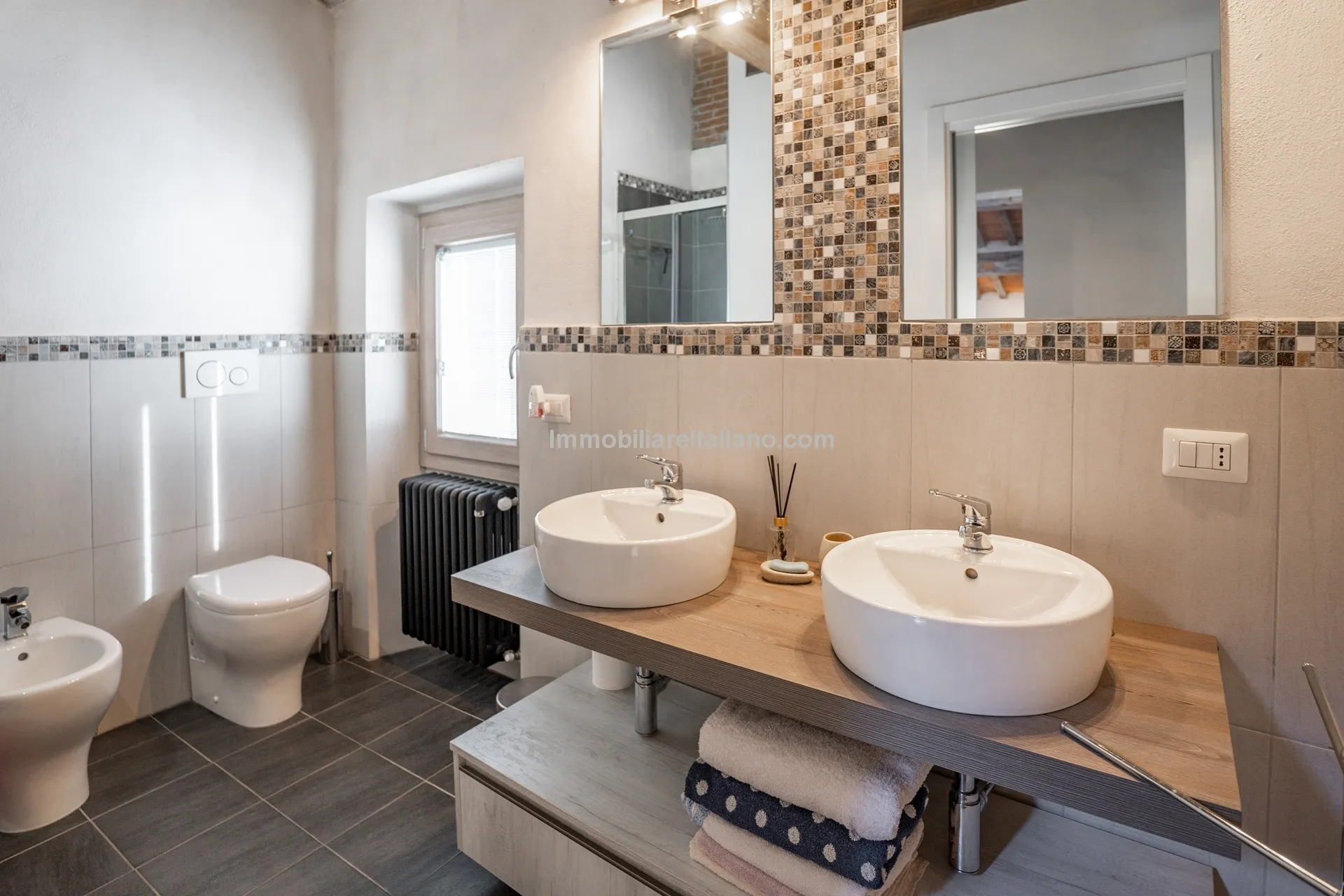 Moderne 4-etagers rækkehus i Sansepolcro med moderne bekvemmeligheder - Vis billede 41 af 59