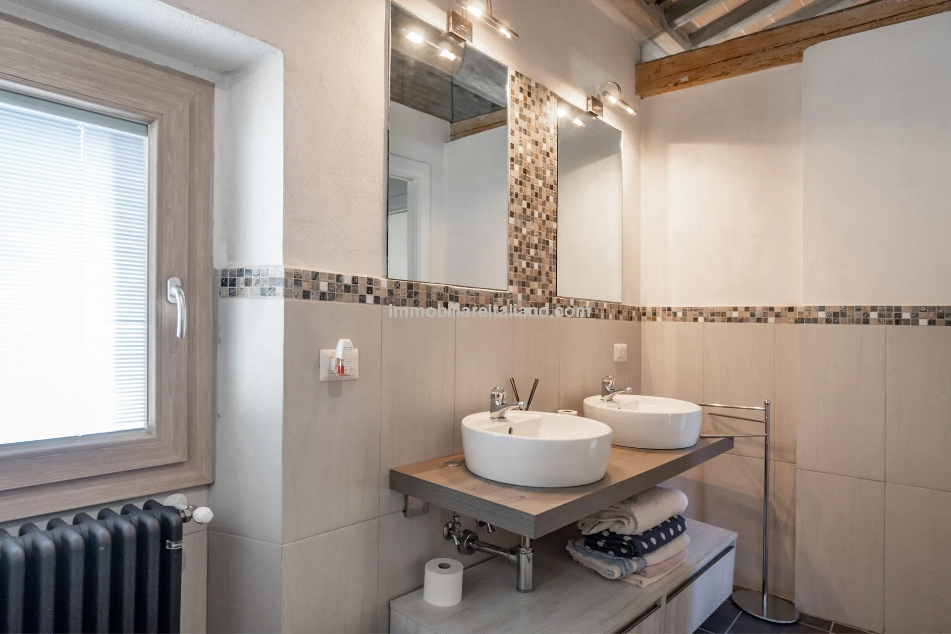 Moderne 4-etagers rækkehus i Sansepolcro med moderne bekvemmeligheder - Vis billede 43 af 59