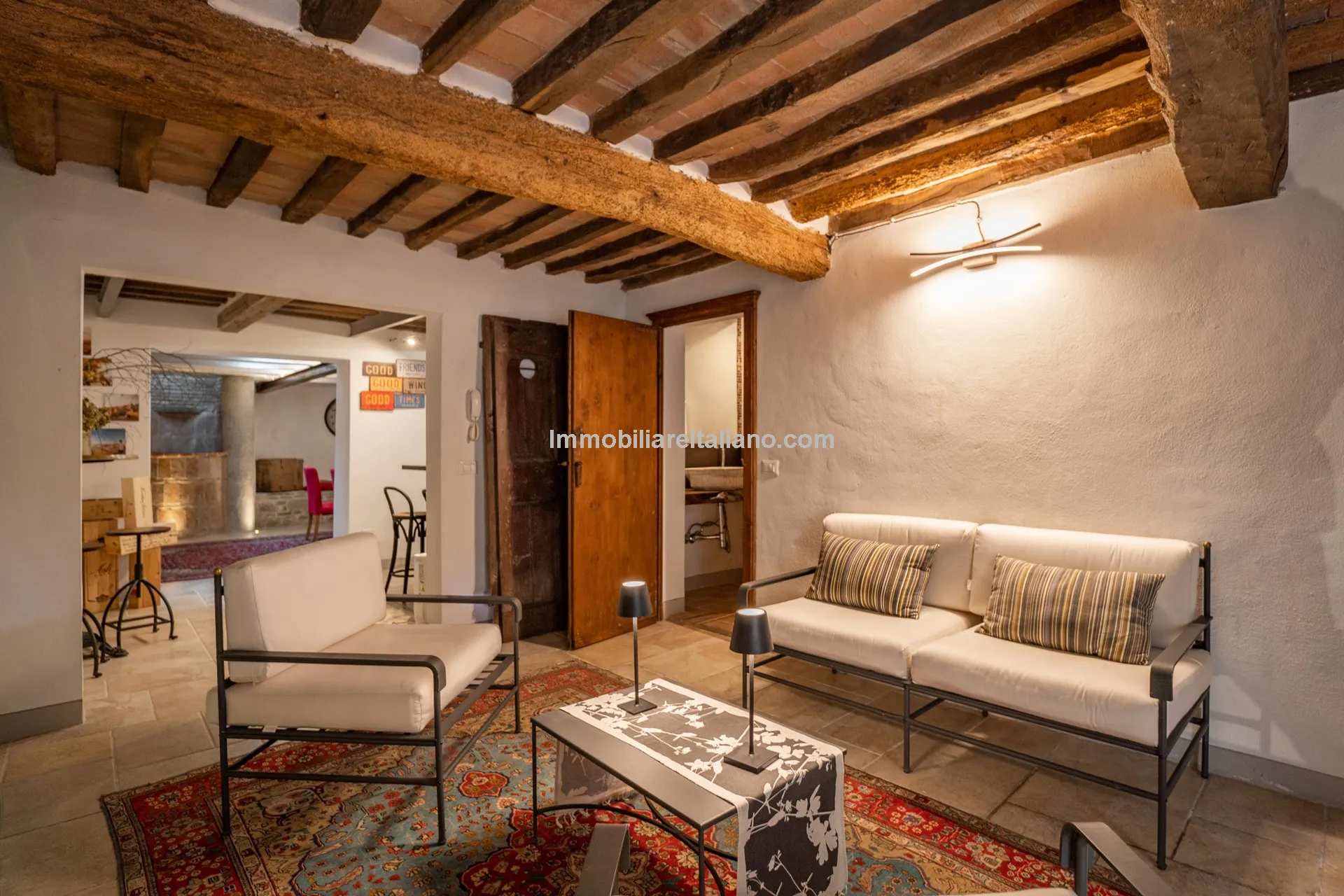 Moderne 4-etagers rækkehus i Sansepolcro med moderne bekvemmeligheder - Vis billede 47 af 59