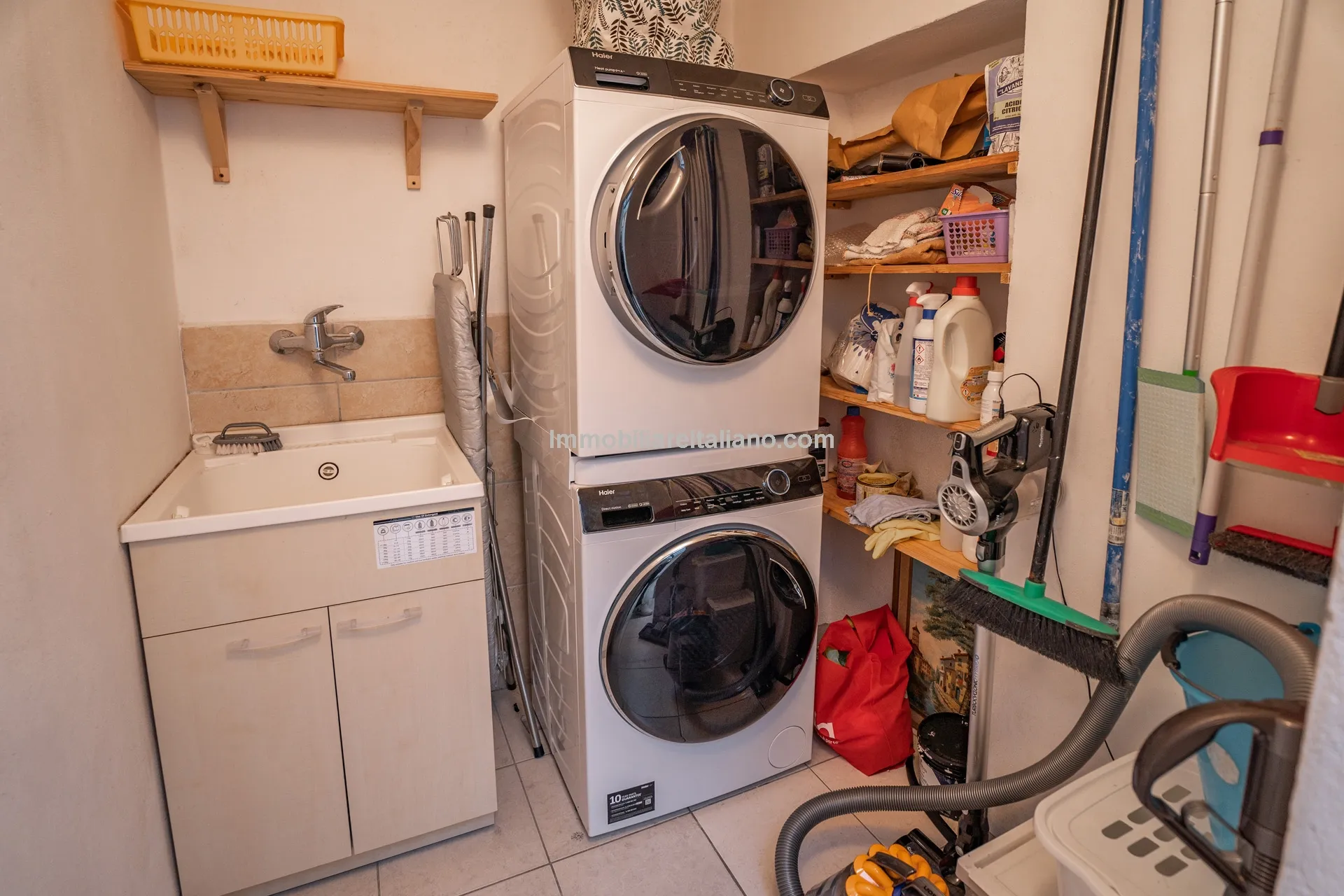 Moderne 4-etagers rækkehus i Sansepolcro med moderne bekvemmeligheder - Vis billede 59 af 59