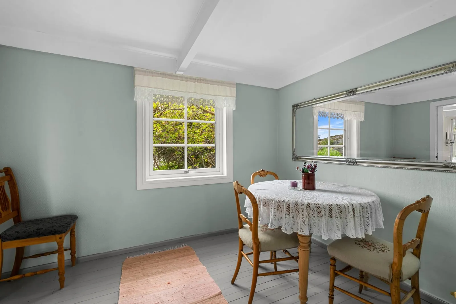 Expansive 7-Bedroom 1800s Country House on 142 Acres in Scenic Foldfjorden - View image 14 of 46