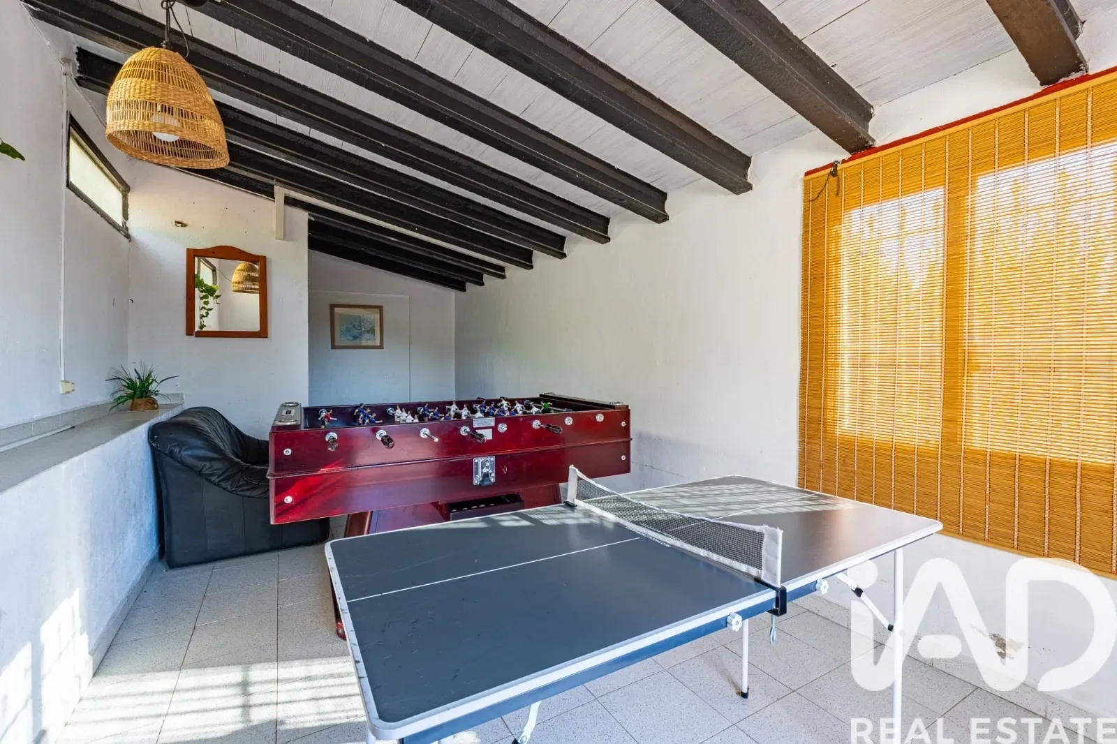 Spacious 6-Bedroom Furnished House with Pool and Gardens in Polop, Spain - View image 23 of 38