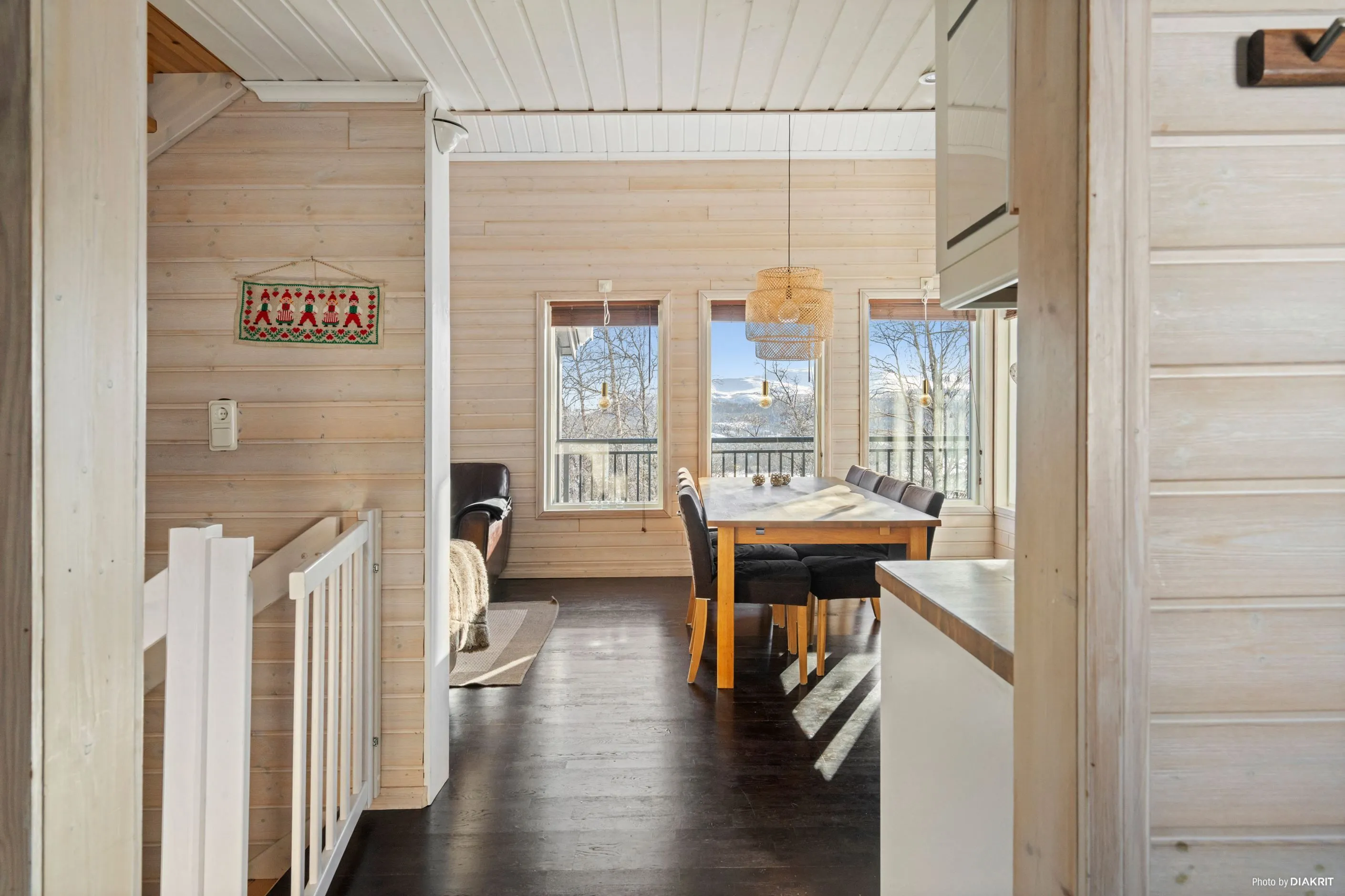 Spacious 10-Bedroom Ski Retreat in Kittelfjäll with Direct Slope Access - Image 3
