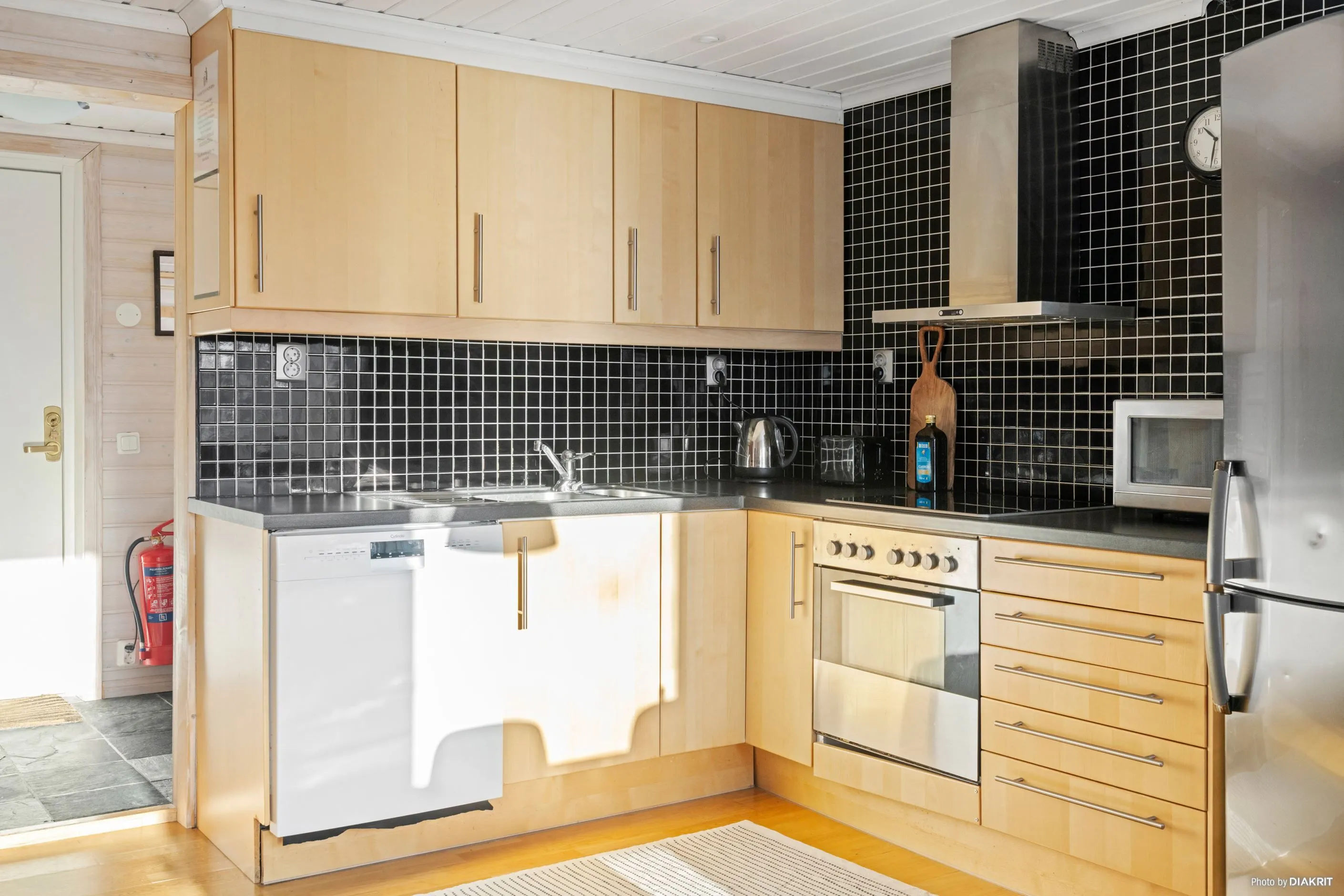 Spacious 10-Bedroom Ski Retreat in Kittelfjäll with Direct Slope Access - View image 31 of 57