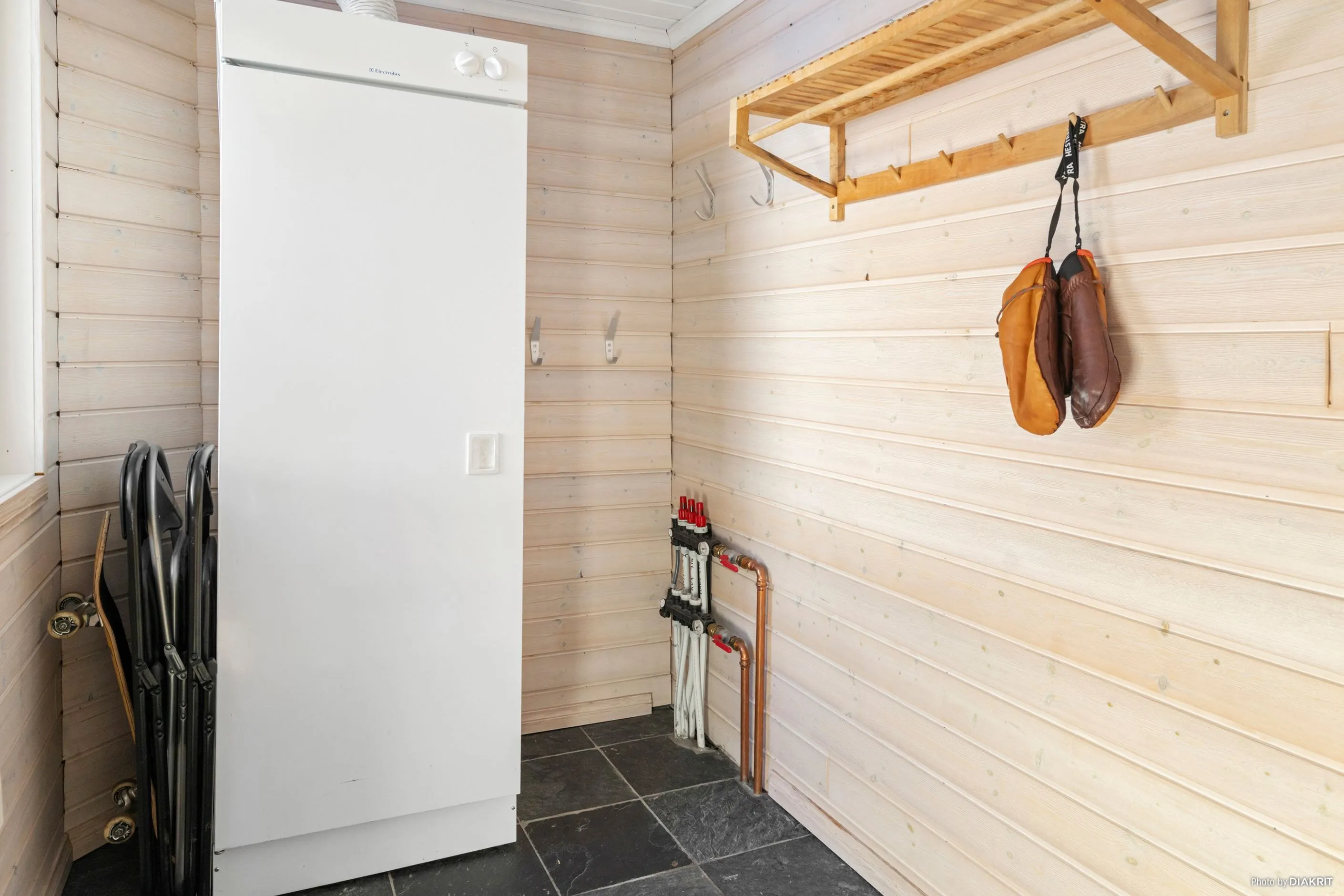 Spacious 10-Bedroom Ski Retreat in Kittelfjäll with Direct Slope Access - View image 48 of 57